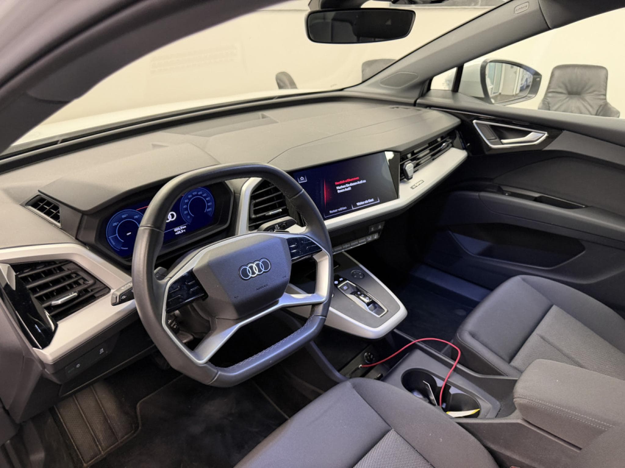 Audi Q4 e-tron Sportback 45 286 CH / 210 kW (2024) - Photo 4