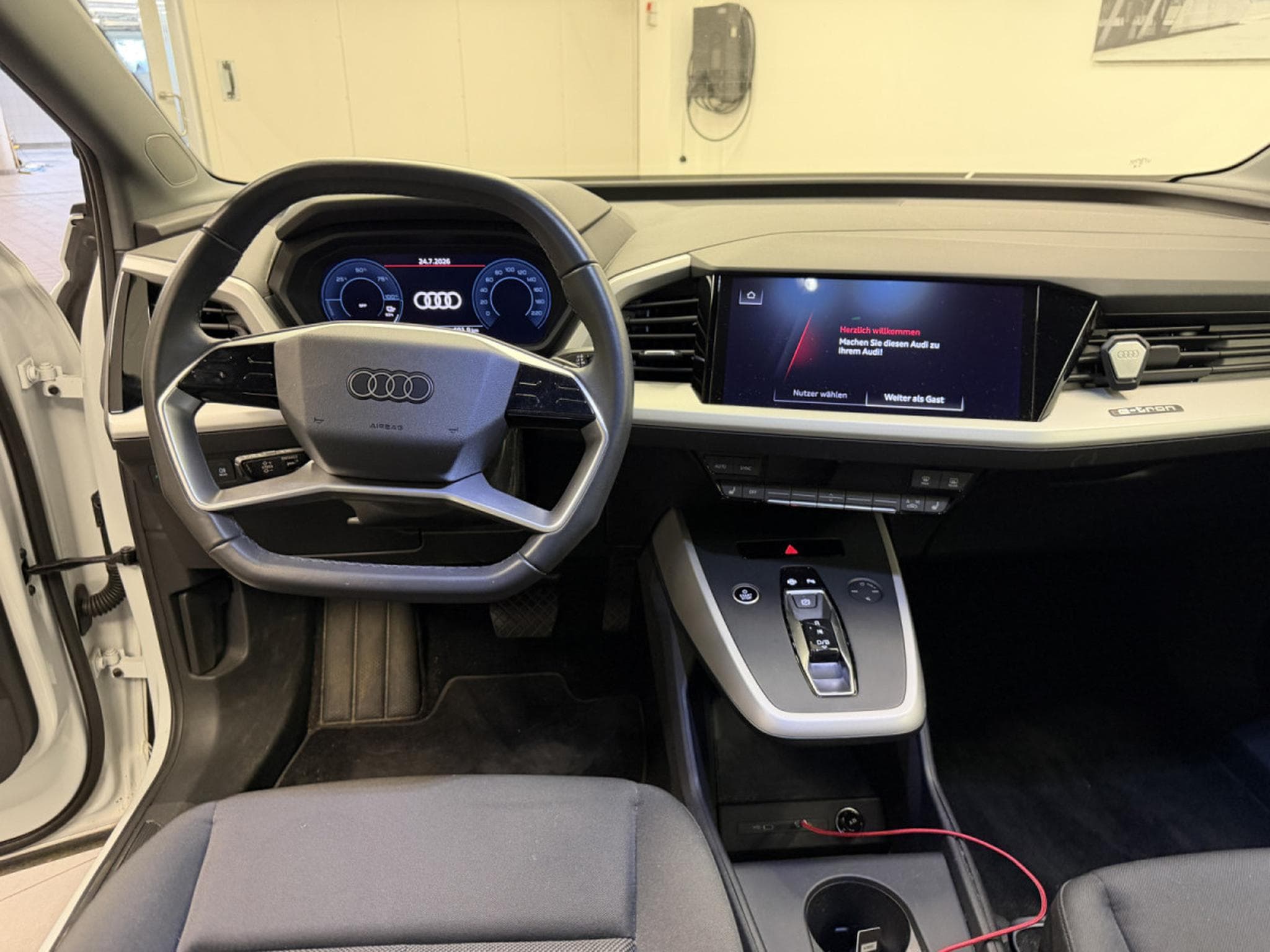 Audi Q4 e-tron Sportback 45 286 CH / 210 kW (2024) - Photo 5