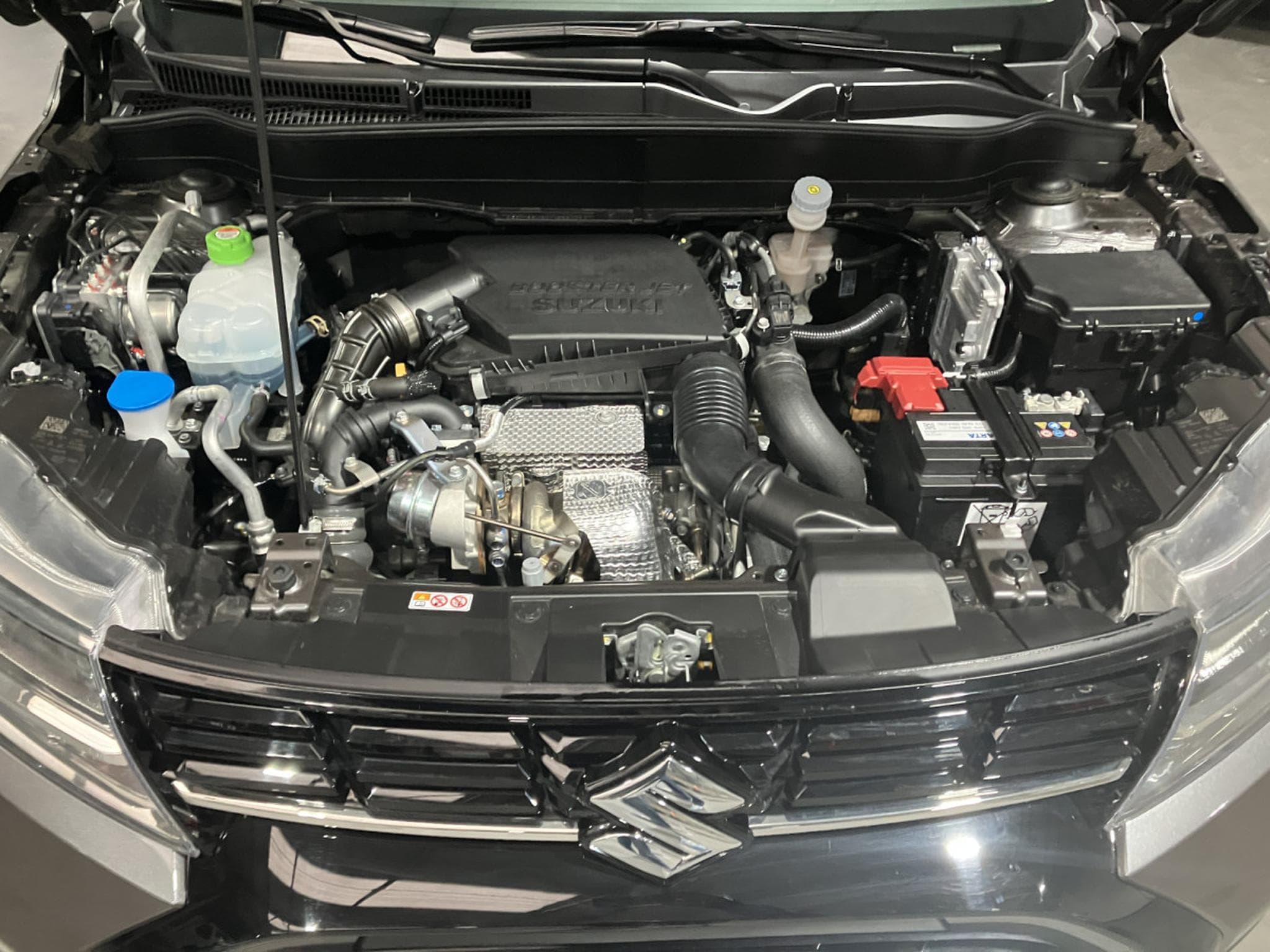 Suzuki Vitara 1.4 GL+ 2WD (2025) - Foto 9