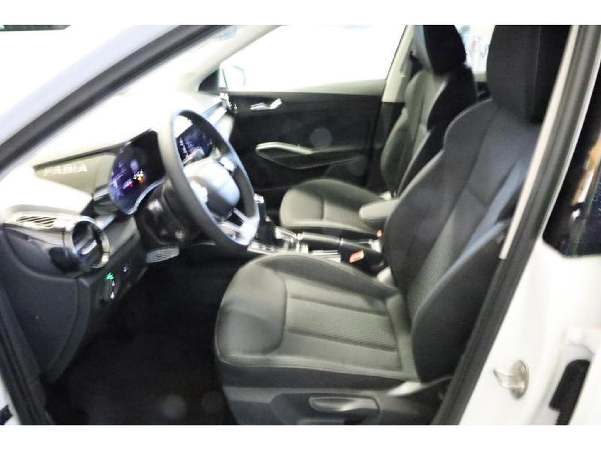 Skoda Fabia Selection (2025) - Photo 4