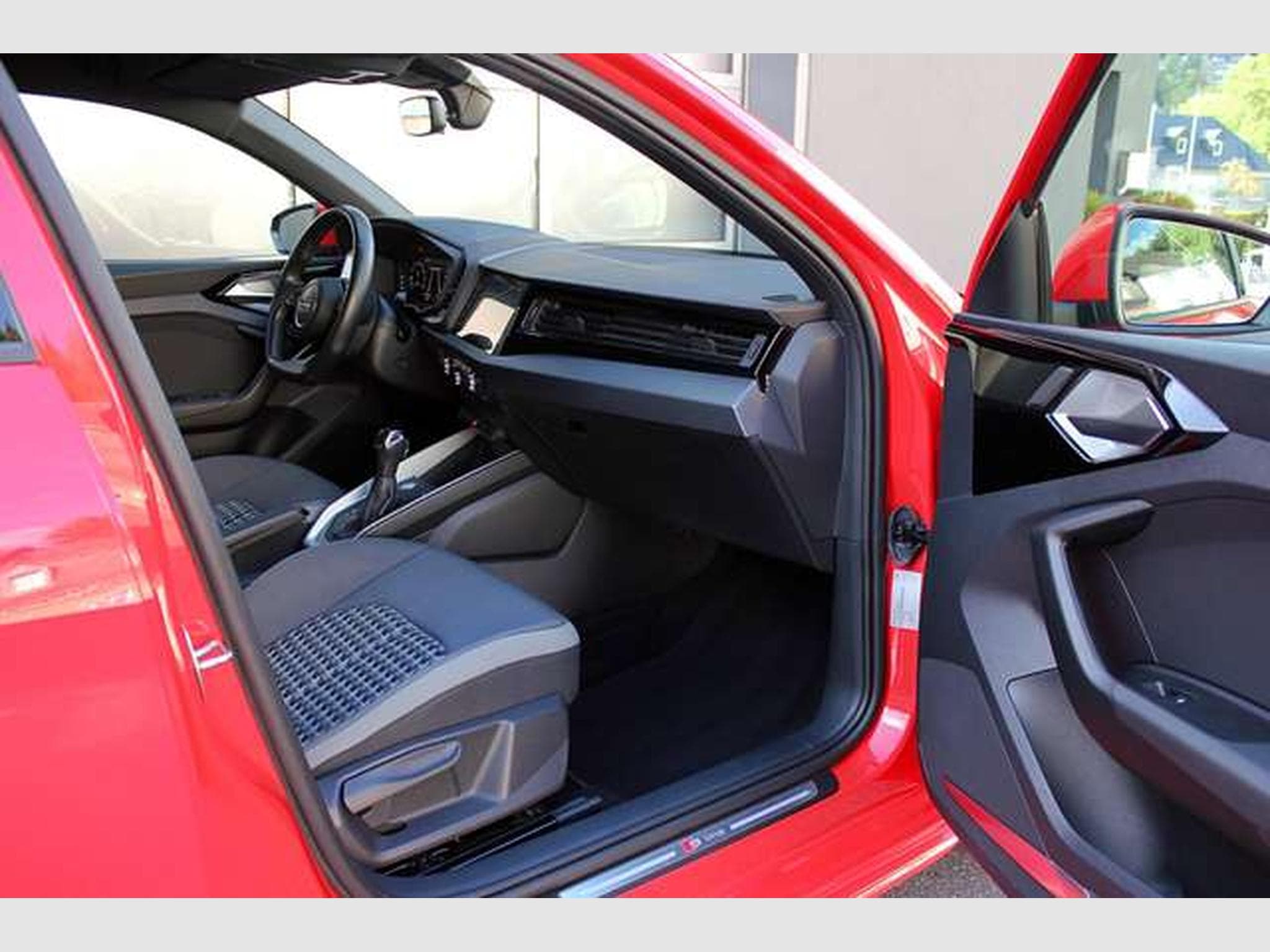 Audi A1 A1 Sportback 35 TFSI*S-Line,ACC,B&O,Sitzheizung* (2019) - Photo 7