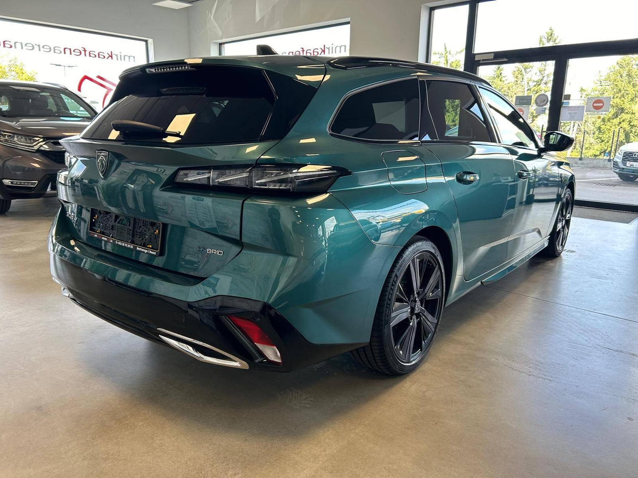 Peugeot 308 SW Hybrid GT (2025) - Foto 3