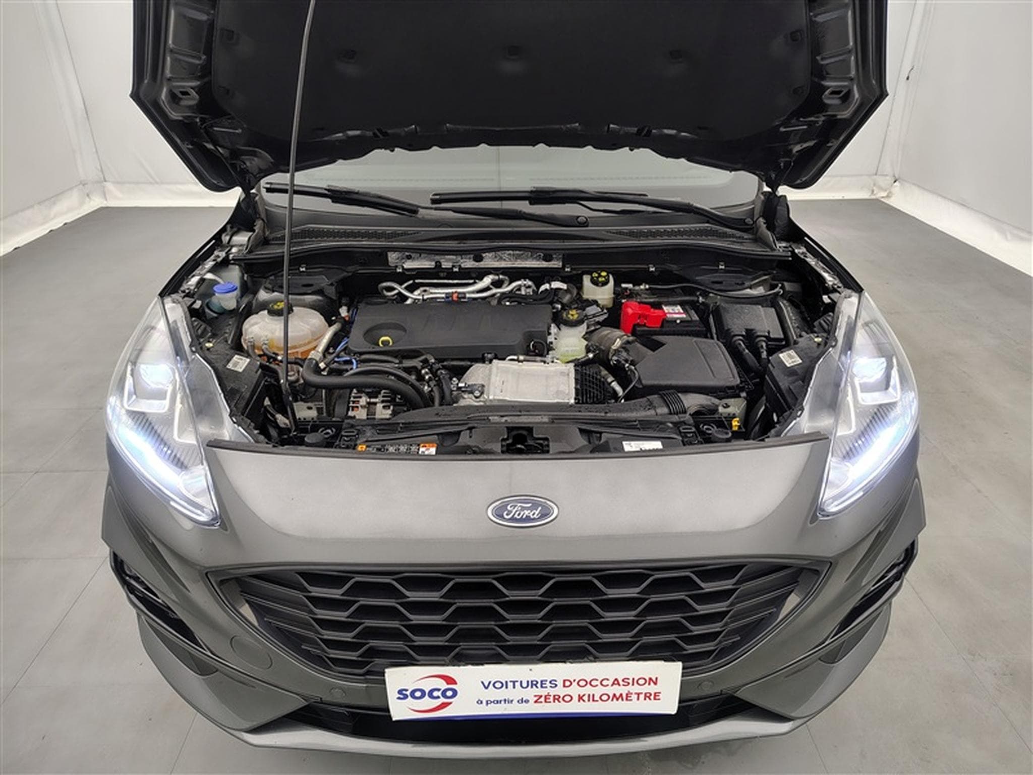 Ford Kuga 2.0 TDCi 120cv PowerShift ST-Line NAVI / FULL LED / CAMERA (2024) - Photo 19