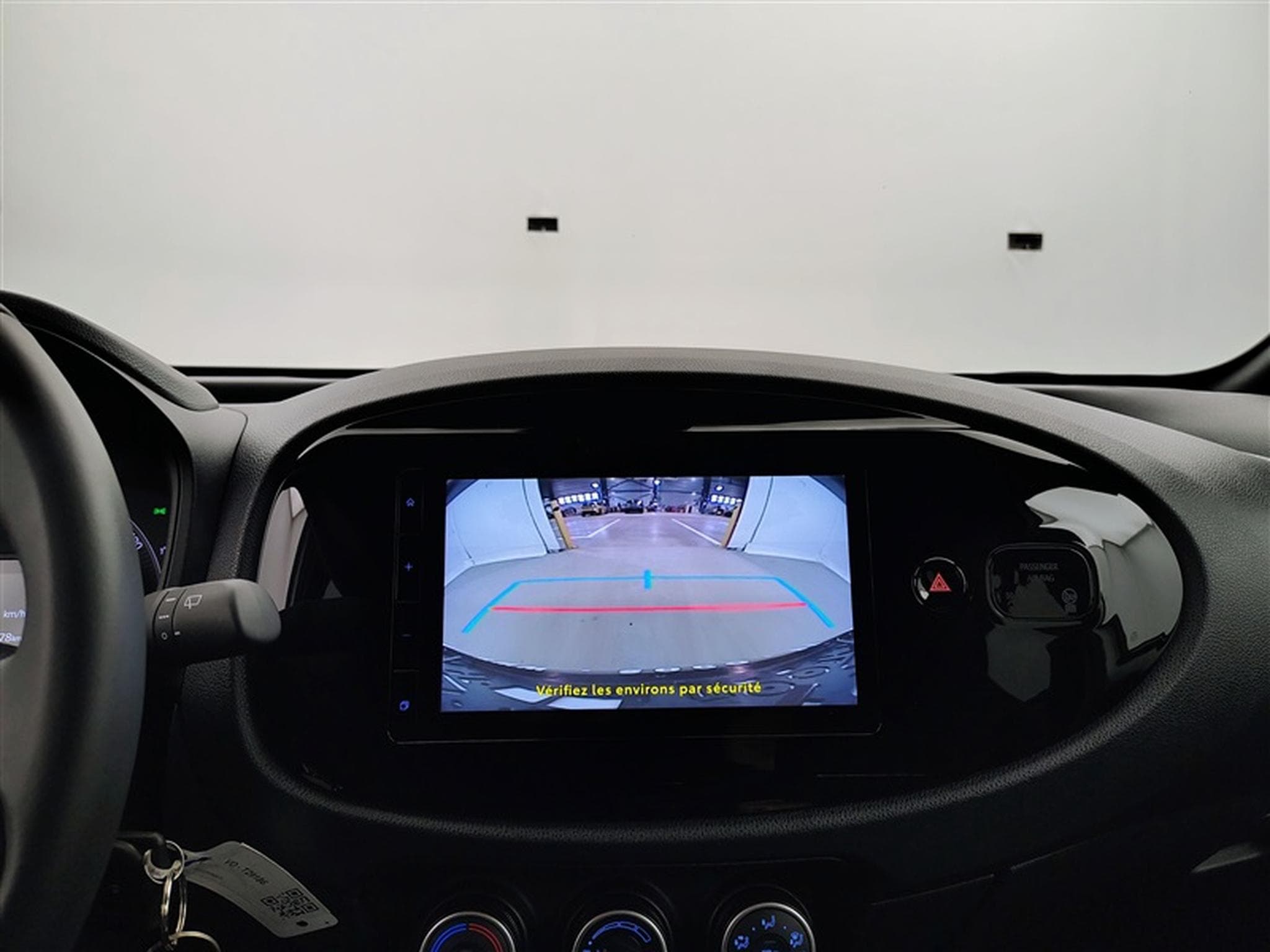 Toyota Aygo 1.0i VVT-i X pulse (2025) - Photo 18