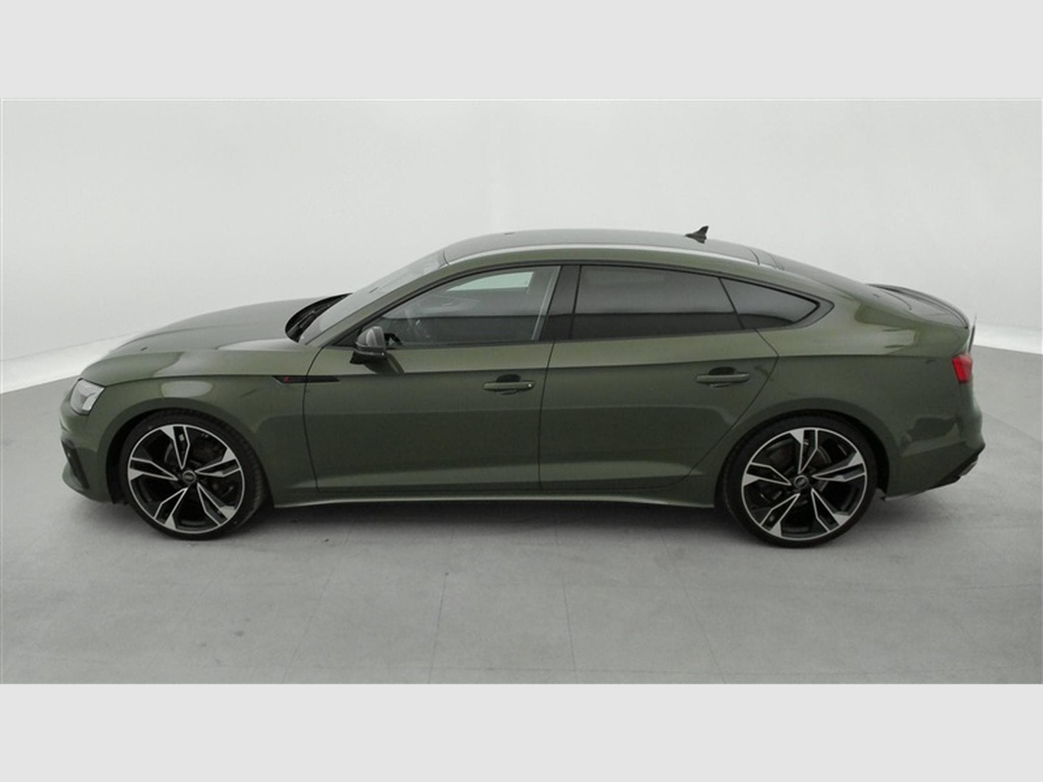 Audi A5 Sportback 35 TFSI S-Line Competition (2023) - Photo 3