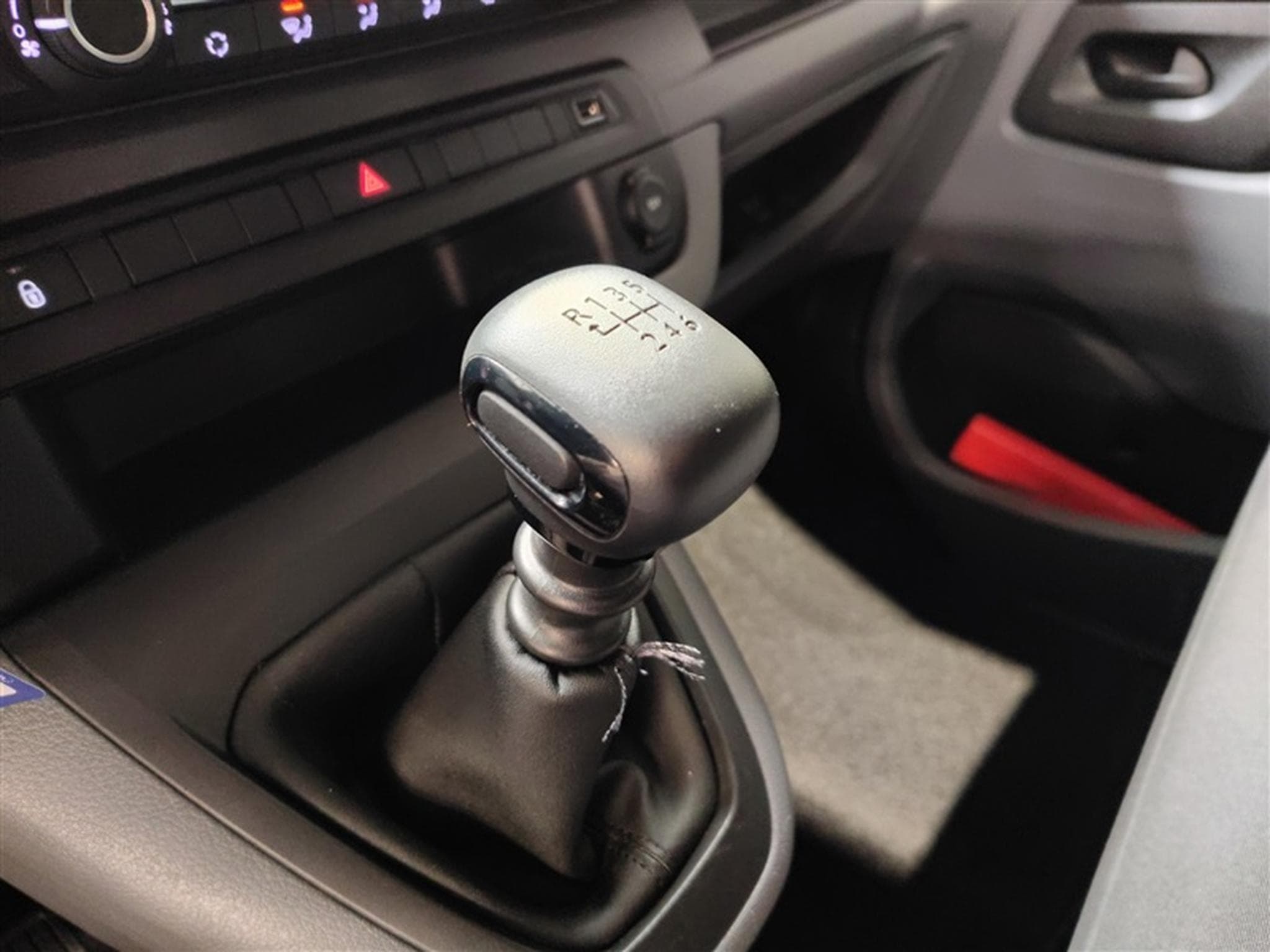 Citroën Jumpy 1.5 BlueHDi XL Comfort 9 Pl  Navi / PDC (2021) - Photo 13