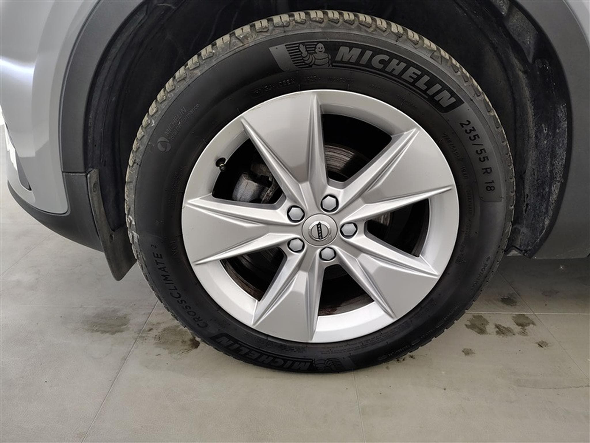 Volvo XC40 1.5 T2 Core Geartronic NAVI/FULL LED/JA17/PDC (2024) - Photo 6
