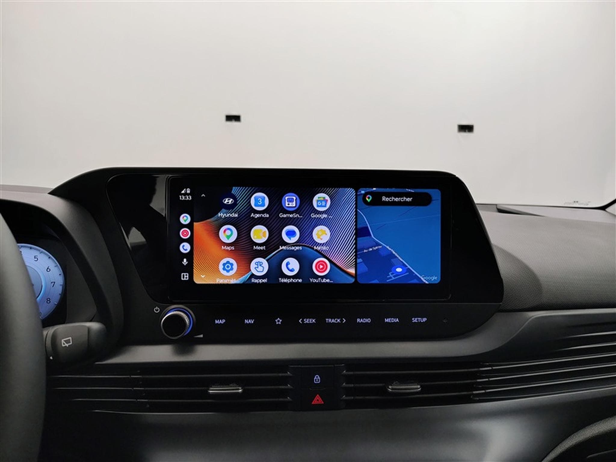 Hyundai i20 1.0 T-GDi 90Cv DCT ConnectLine NAVI / CARPLAY / CAMERA (2026) - Photo 19