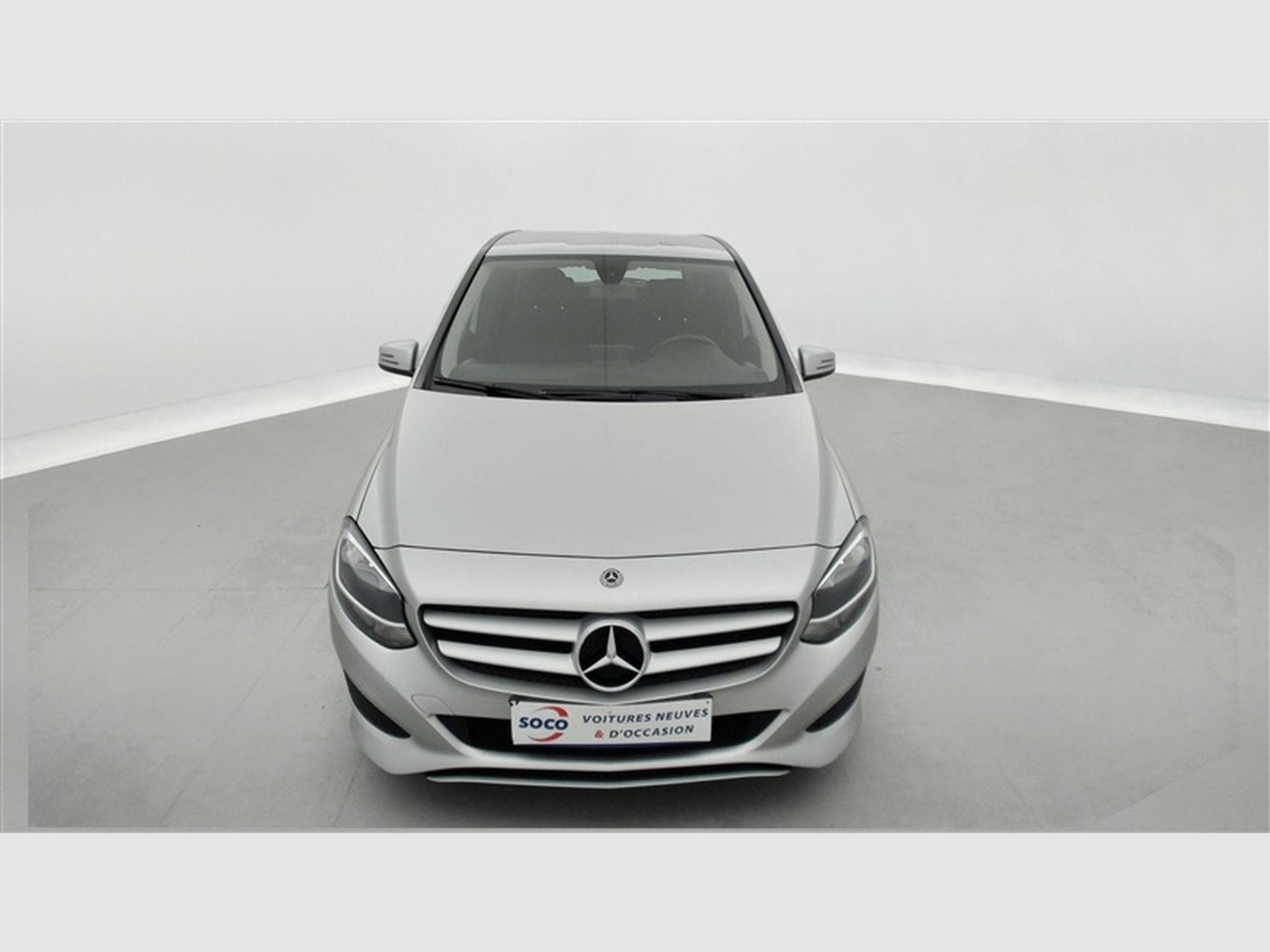 Mercedes B 180 B 180 d NAVI / FULL LED / CUIR (2018) - Photo 4