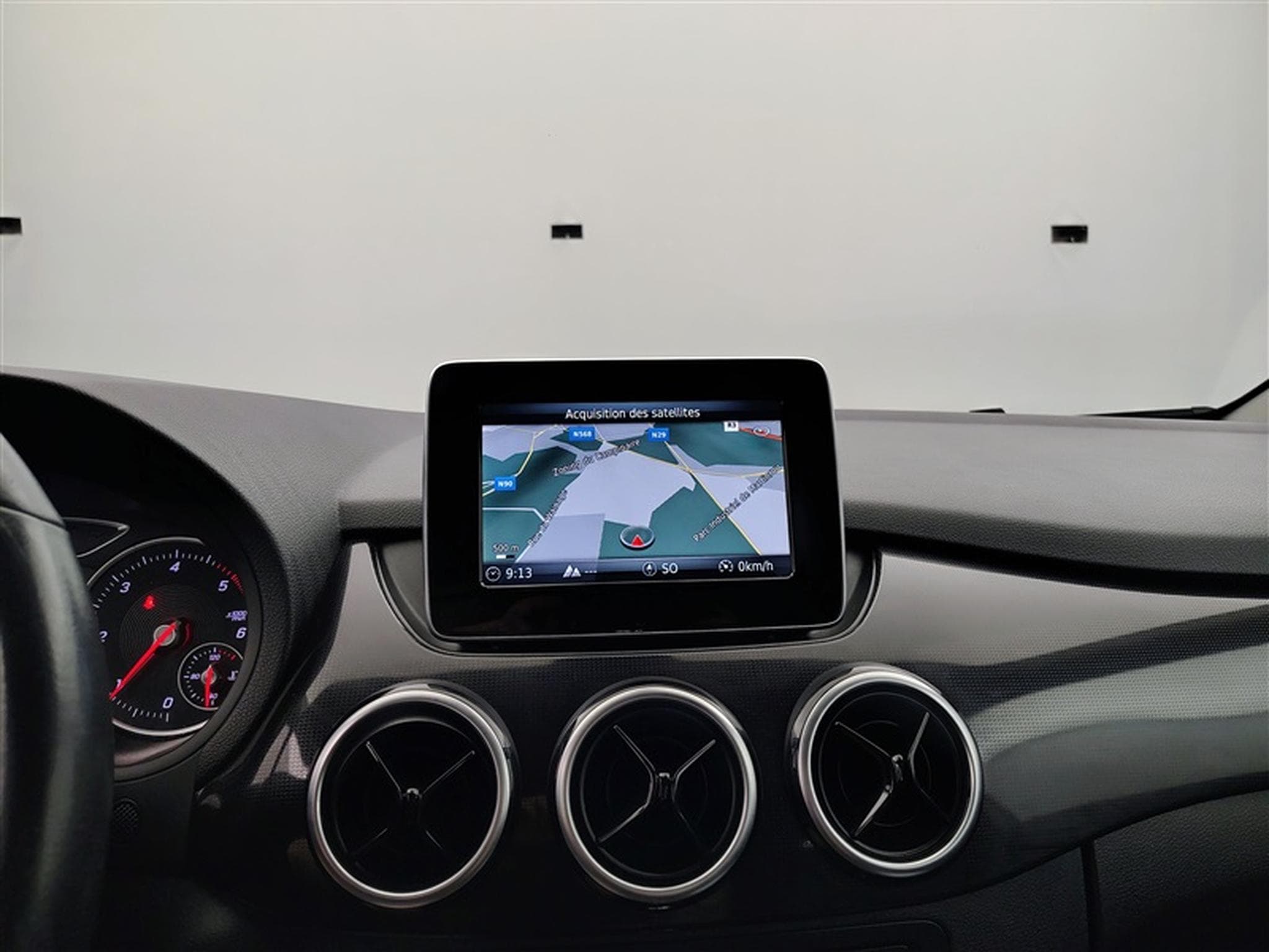 Mercedes B 180 B 180 d NAVI / FULL LED / CUIR (2018) - Photo 11