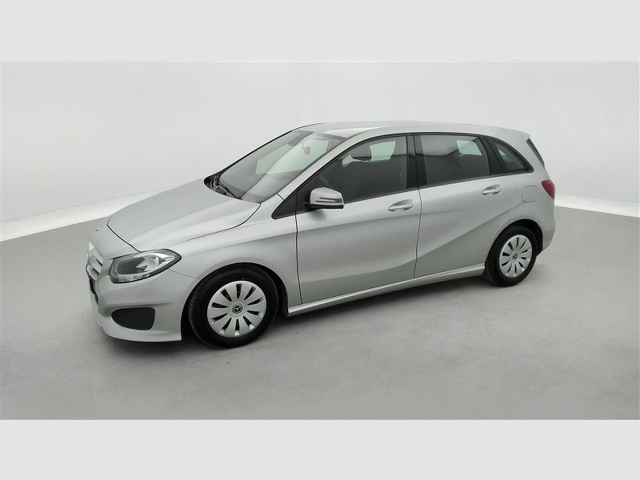 Mercedes B 180 B 180 d NAVI / FULL LED / CUIR (2018) - Photo 20
