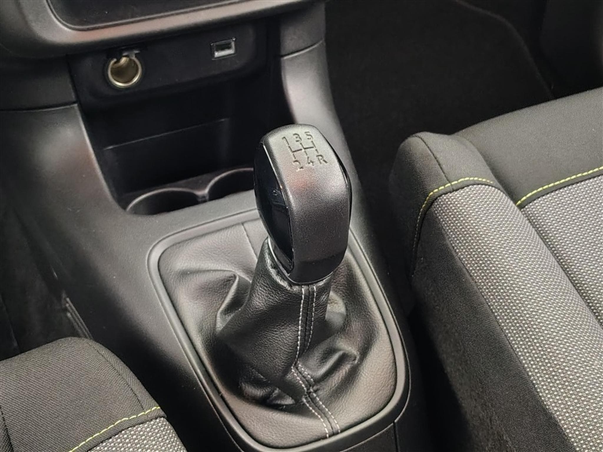 Citroen C3 1.2i PureTech Feel (2022) - Photo 12