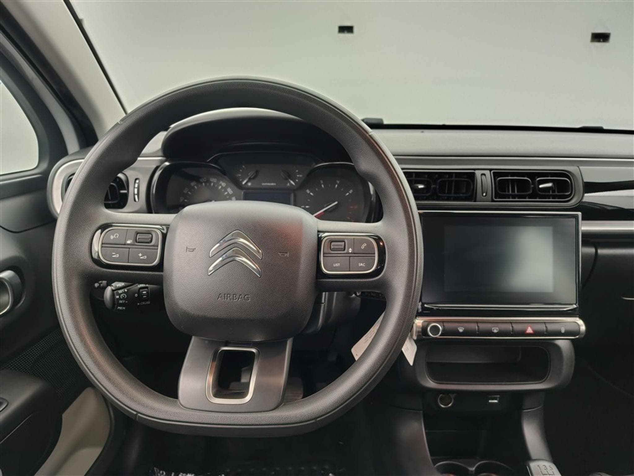 Citroen C3 1.2i PureTech Feel (2022) - Photo 9