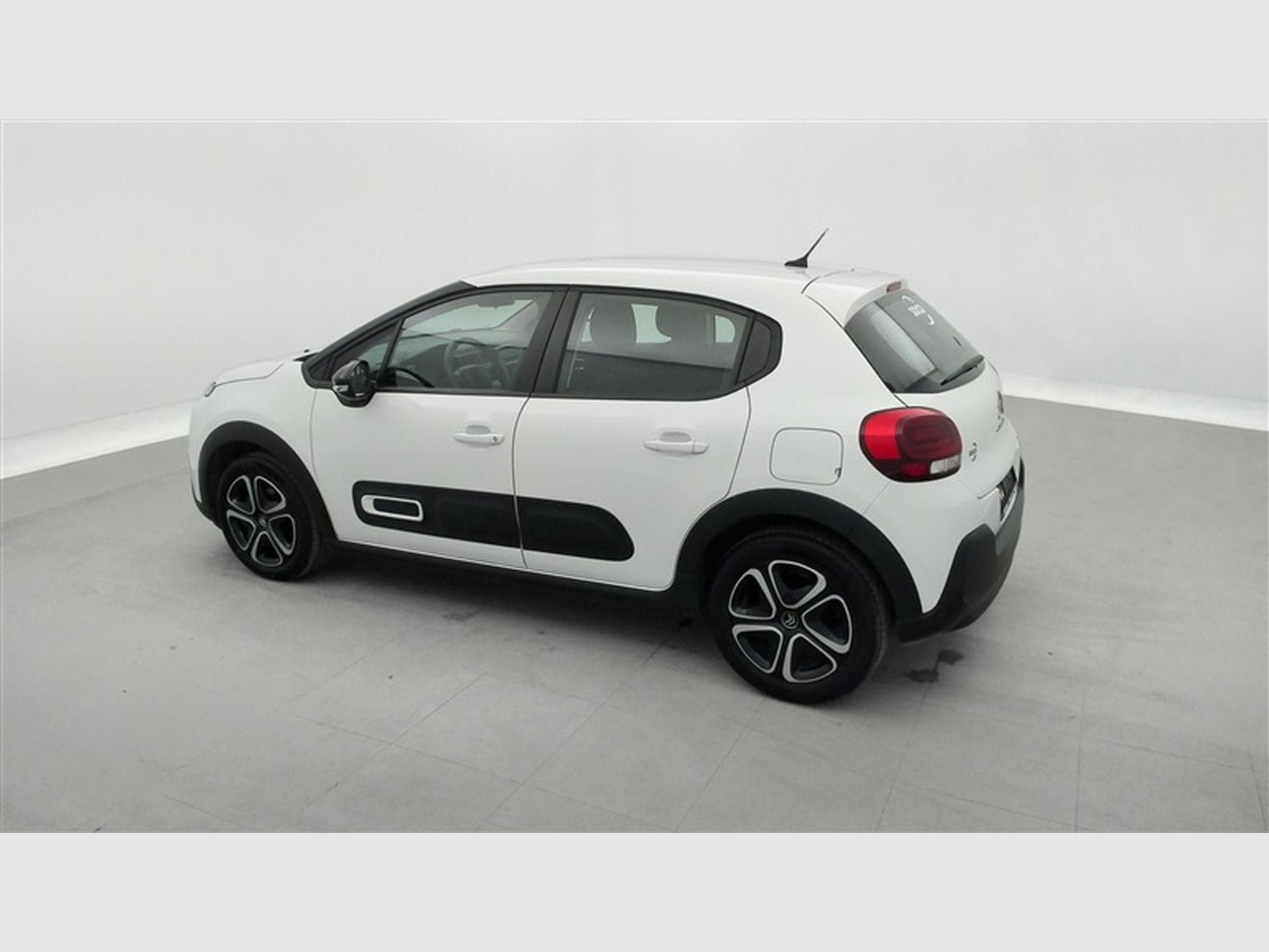 Citroen C3 1.2i PureTech Feel (2022) - Photo 25