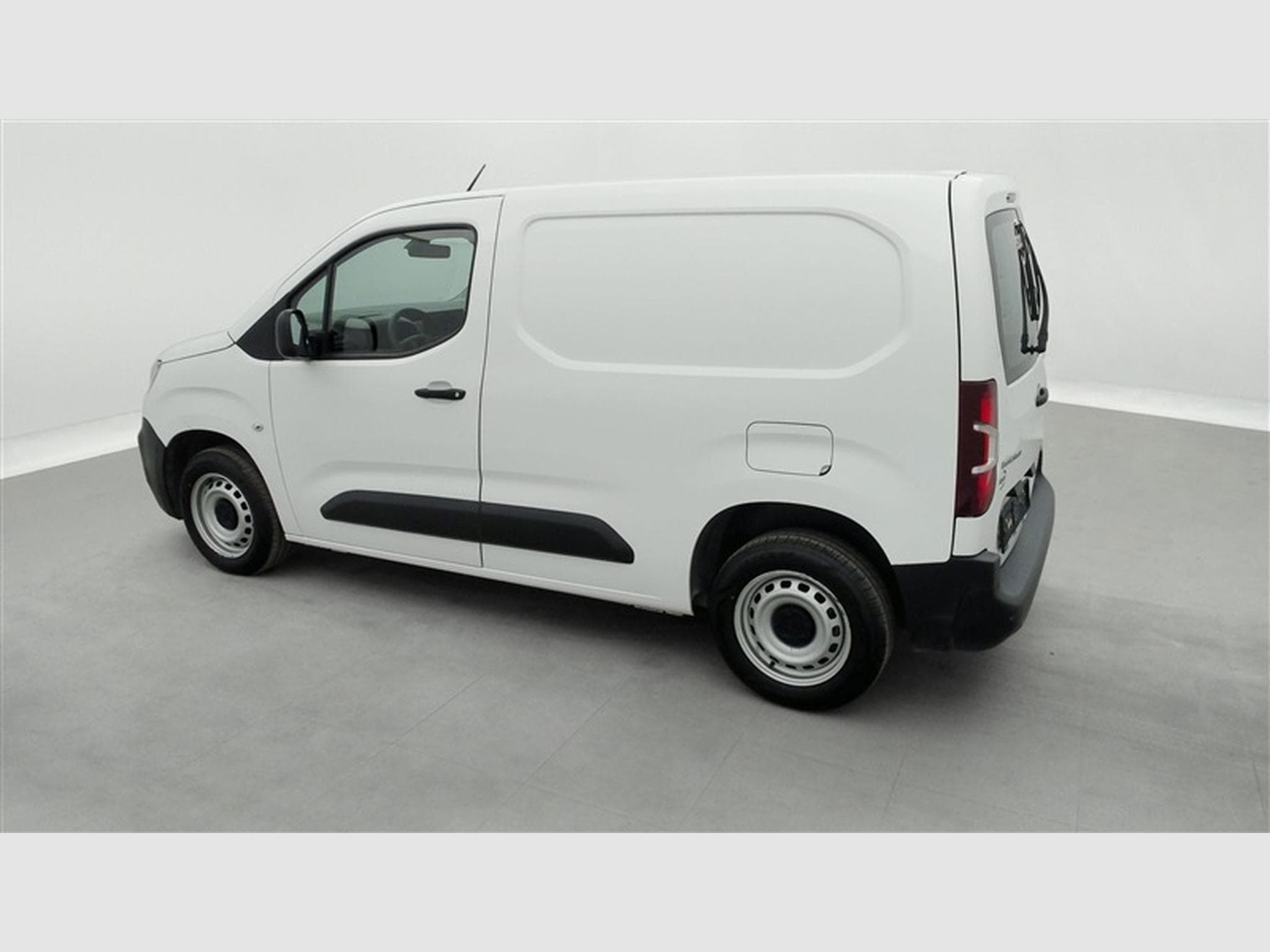 Citroën Berlingo 1.5 BlueHDi M Light Club S/S (6.2) (2021) - Foto 25