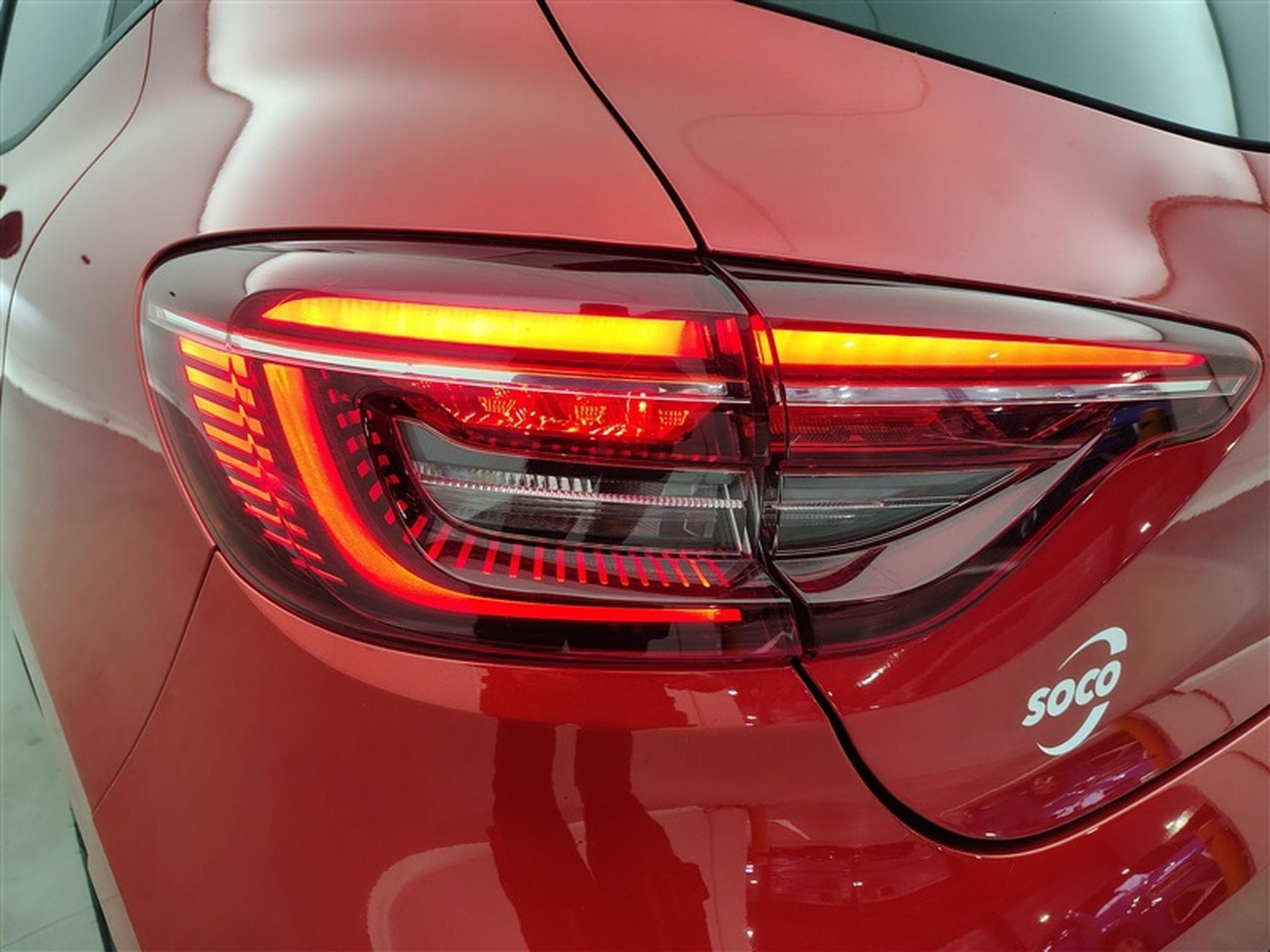 Renault Clio 1.0 TCe Equilibre GPF (2022) - Photo 16