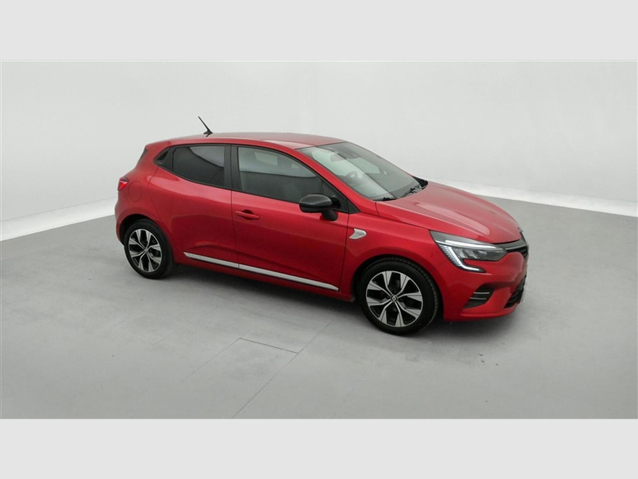 Renault Clio 1.0 TCe Equilibre GPF (2022) - Photo 23