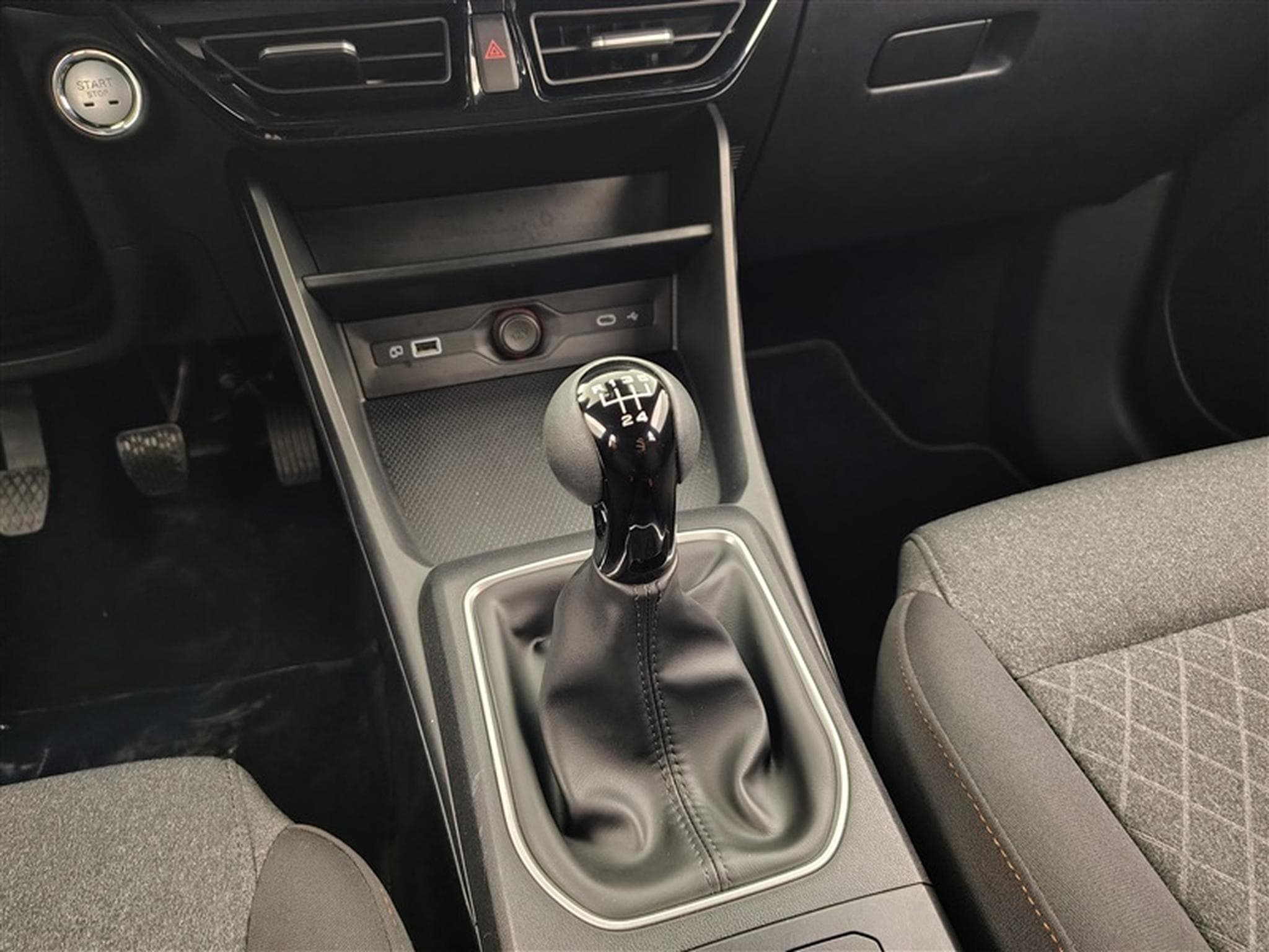 MG MG3 1.5 VTi 115cv Comfort CARPLAY / FULL LED / KEYLESS / CAMERA (2025) - Foto 12