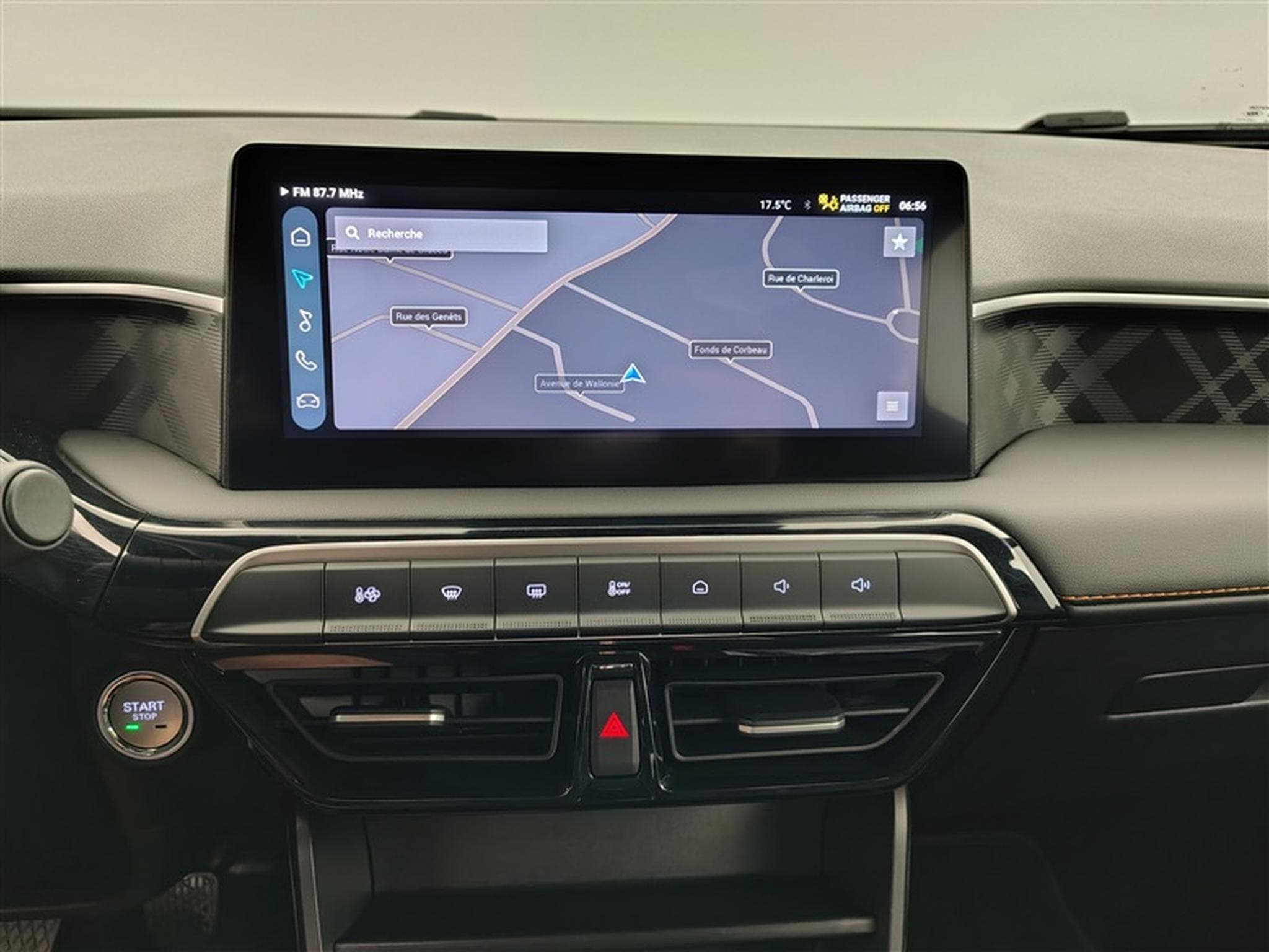 MG MG3 1.5 VTi 115cv Comfort CARPLAY / FULL LED / KEYLESS / CAMERA (2025) - Foto 11