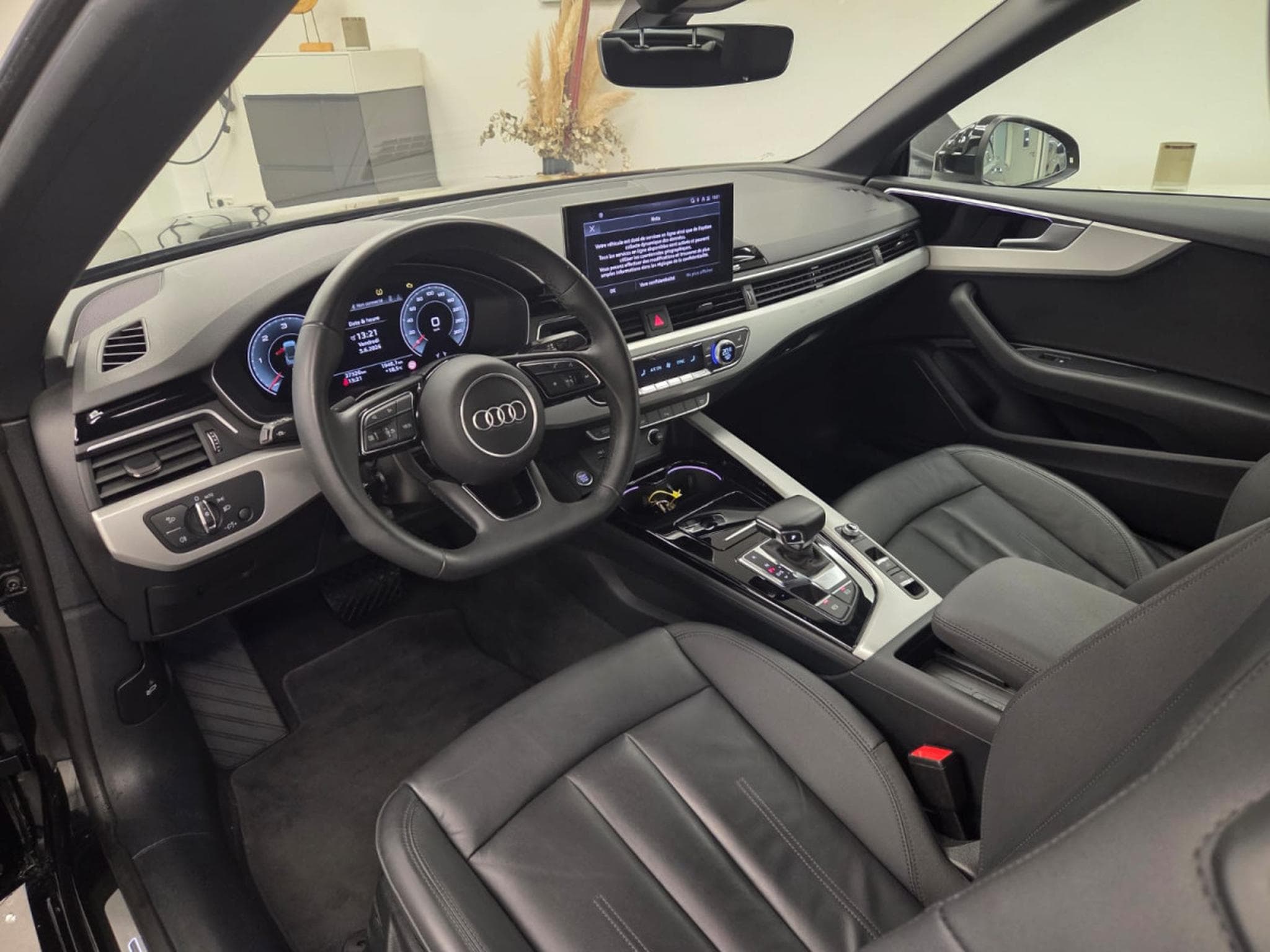 Audi A5 Cabriolet S line TDI 204 CH / 150 KW S tronic (2024) - Photo 4