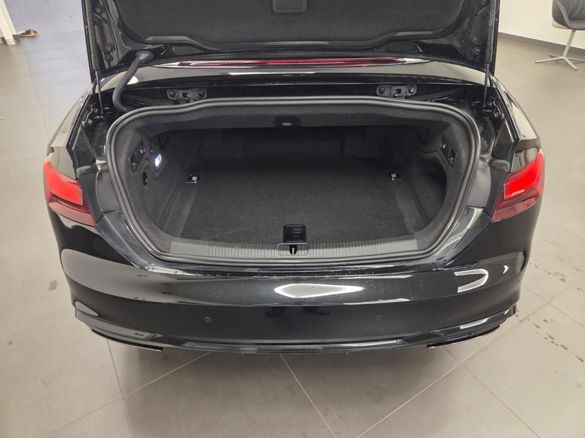 Audi A5 Cabriolet S line TDI 204 CH / 150 KW S tronic (2024) - Photo 7