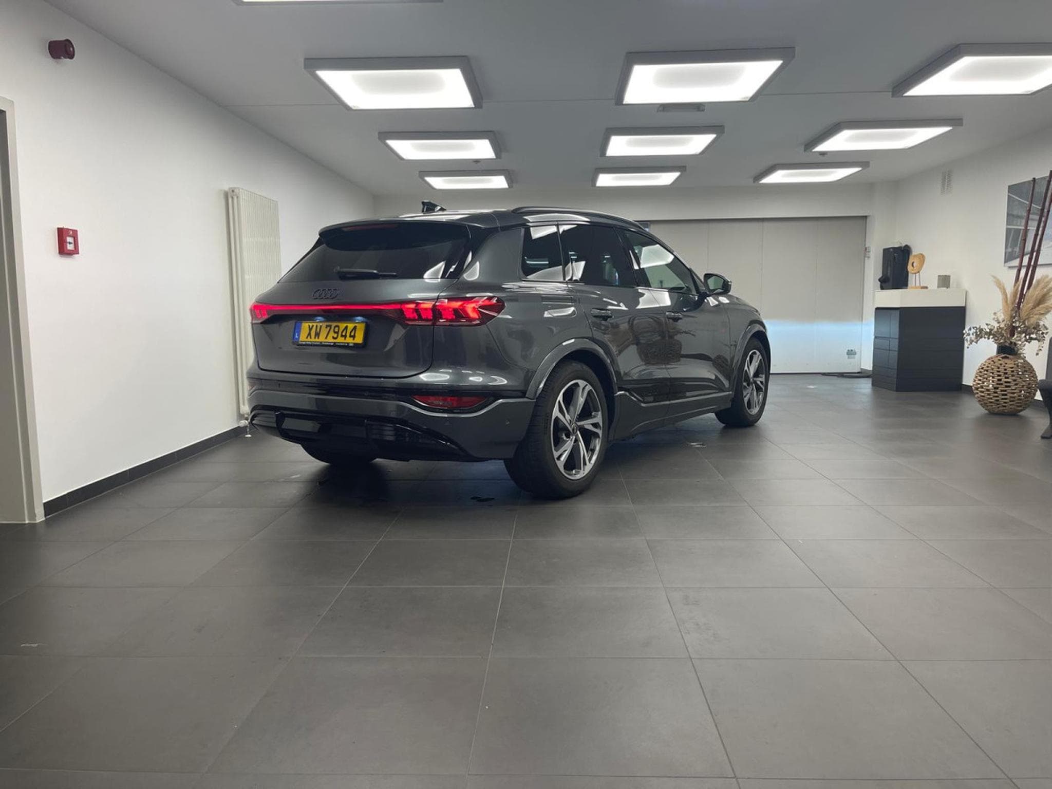 Audi Q6 e-tron S line 252 CH / 185 kW (2025) - Photo 7