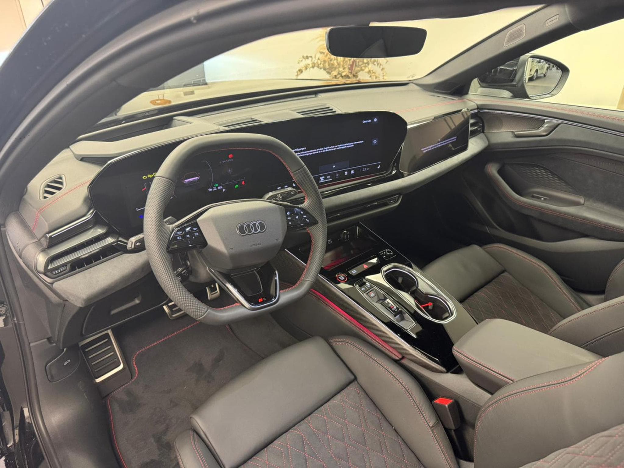 Audi A6 A6 Avant S Line 367 CV / 270 KW TFSI quattro S tronic (2025) - Photo 4