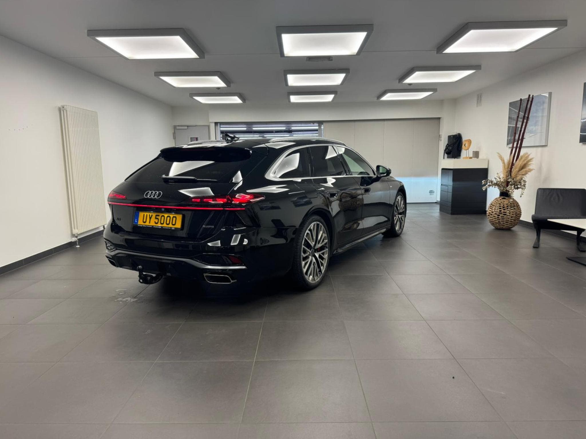 Audi A6 A6 Avant S Line 367 CV / 270 KW TFSI quattro S tronic (2025) - Photo 8