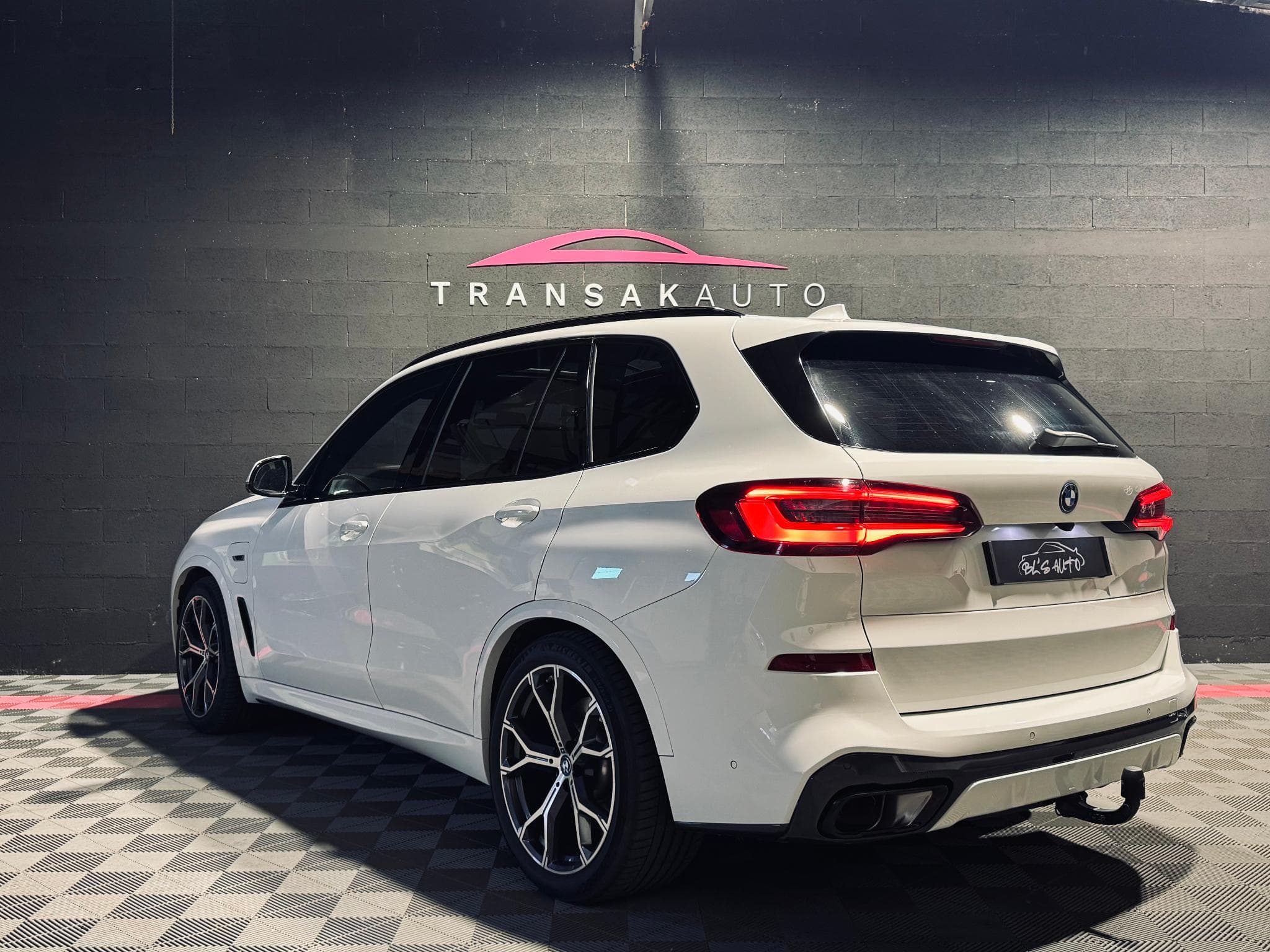 BMW X5 X5 xDrive45e 394 ch BVA8 M Sport (2022) - Photo 5