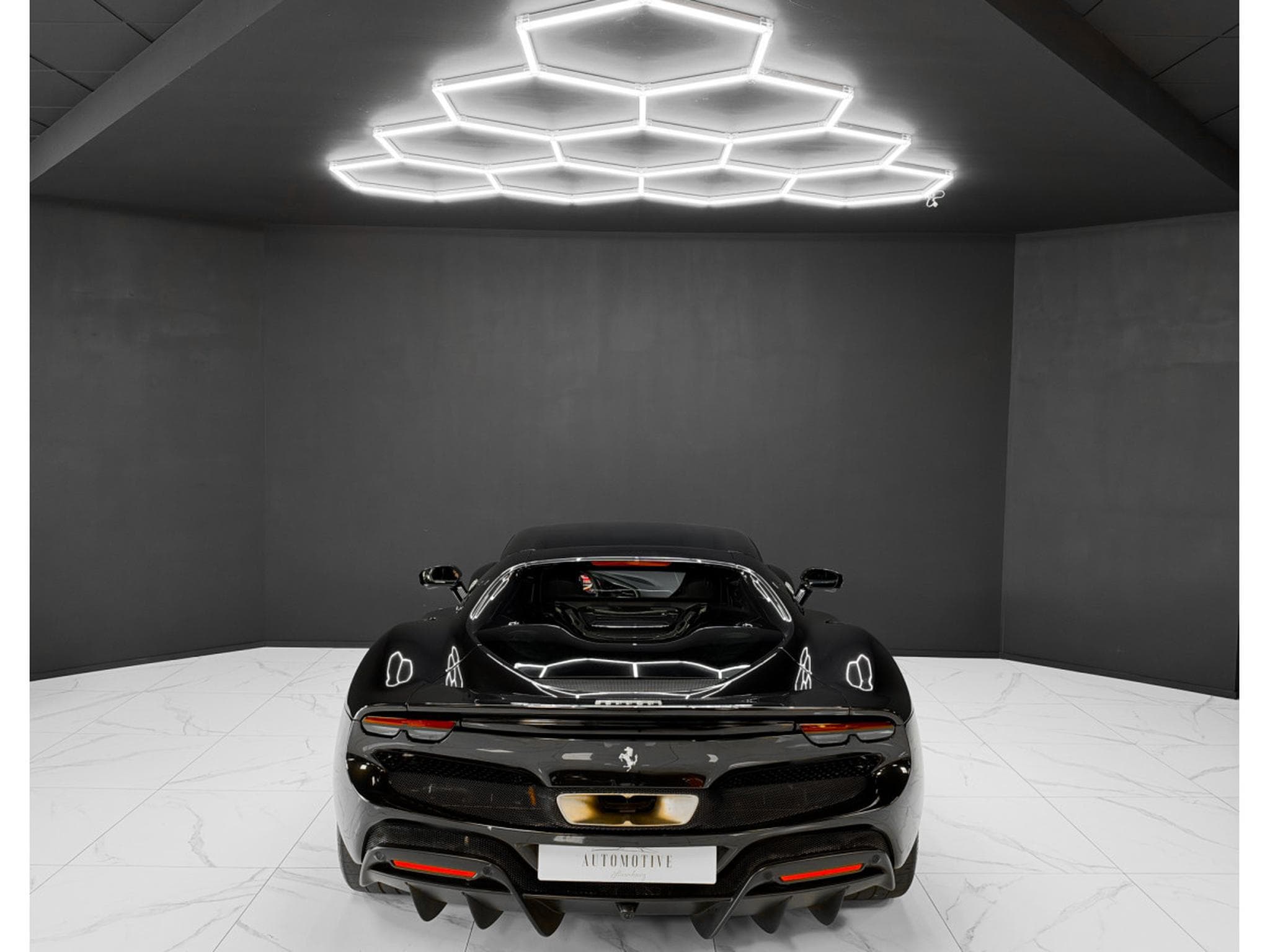 Ferrari 296 GTB 1.Hd / CARBON / LIFT / 360° (2022) - Foto 4