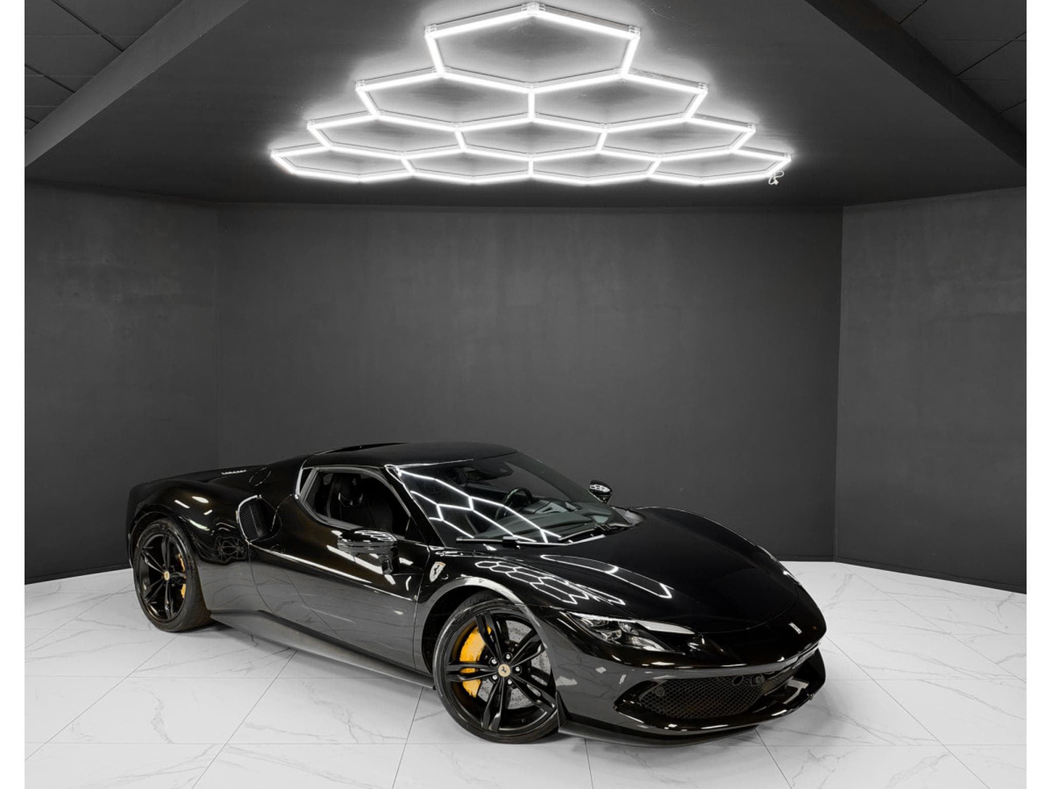 Ferrari 296 GTB 1.Hd / CARBON / LIFT / 360° (2022) - Foto 7