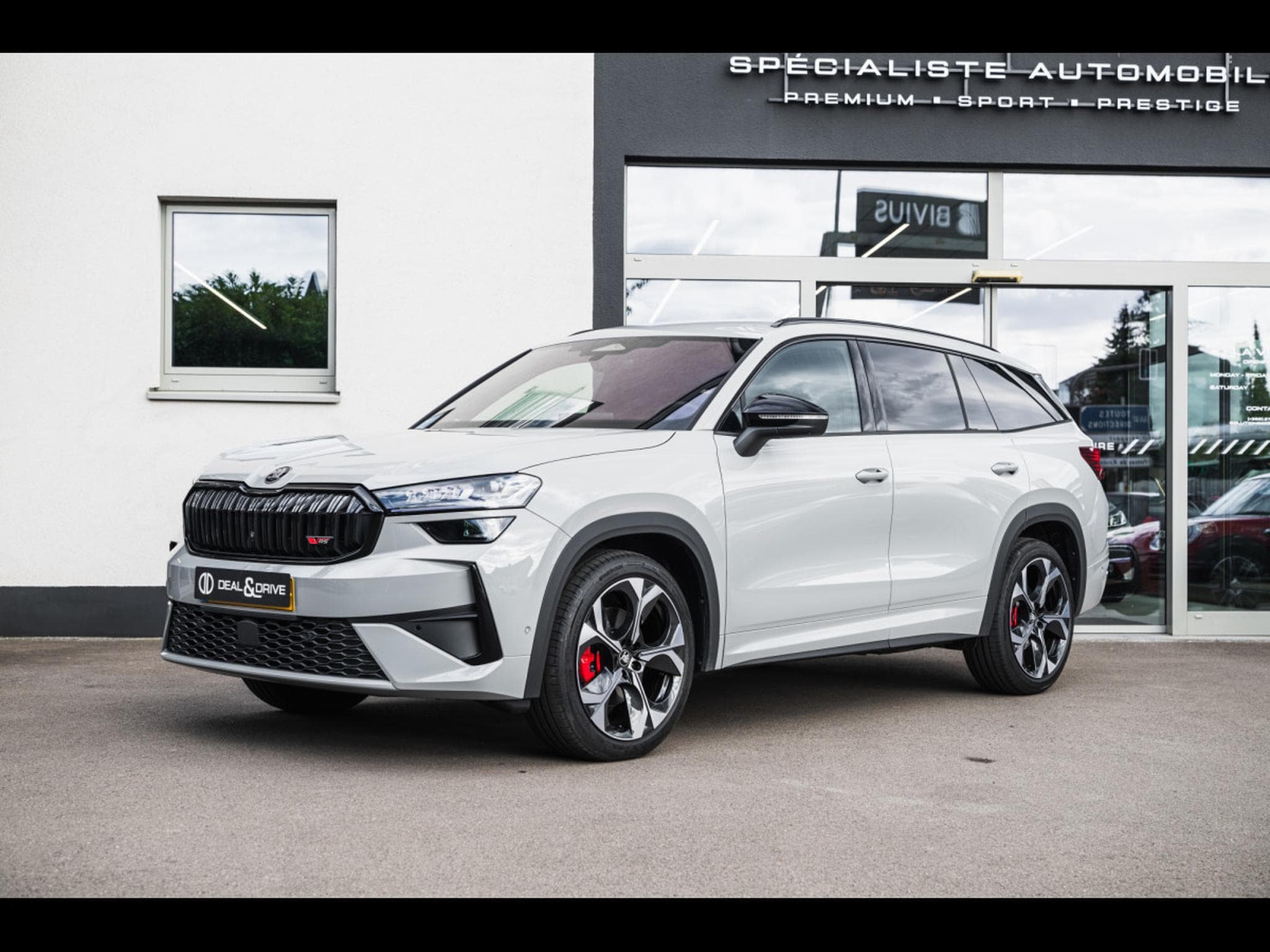 Skoda Kodiaq RS 2.0 TSI 4X4 - 7 PLACES - WARRANTY 07/2029 (2026) - Foto 1