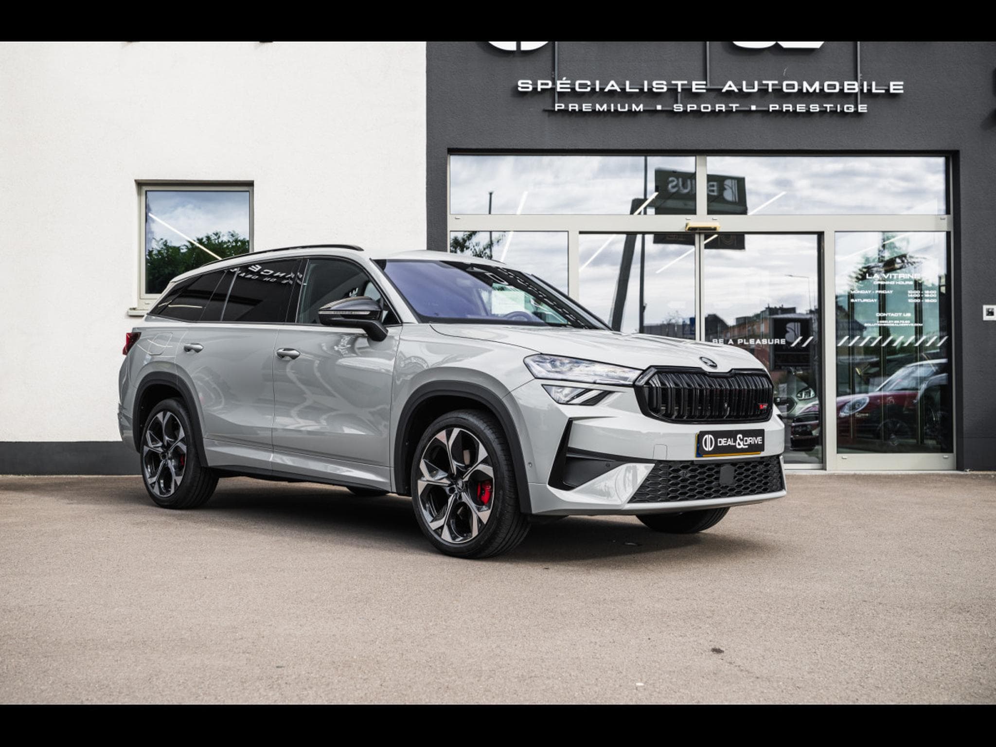 Skoda Kodiaq RS 2.0 TSI 4X4 - 7 PLACES - WARRANTY 07/2029 (2026) - Foto 2