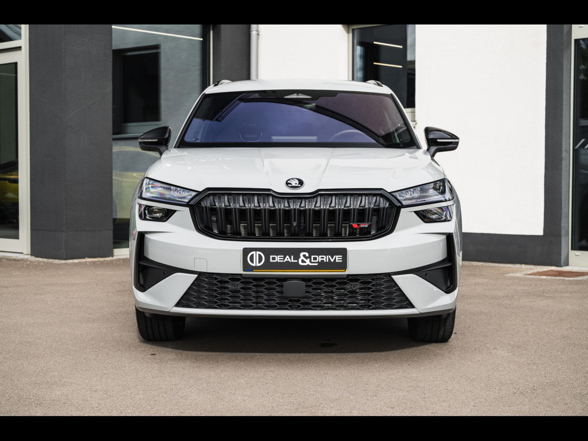 Skoda Kodiaq RS 2.0 TSI 4X4 - 7 PLACES - WARRANTY 07/2029 (2026) - Foto 4