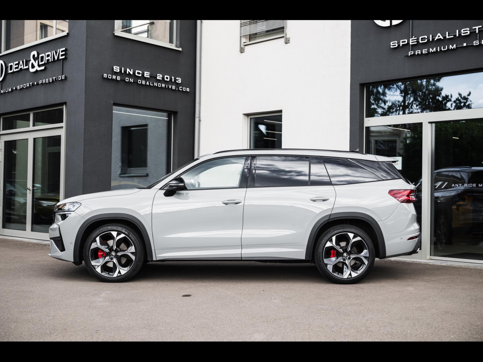Skoda Kodiaq RS 2.0 TSI 4X4 - 7 PLACES - WARRANTY 07/2029 (2026) - Foto 6