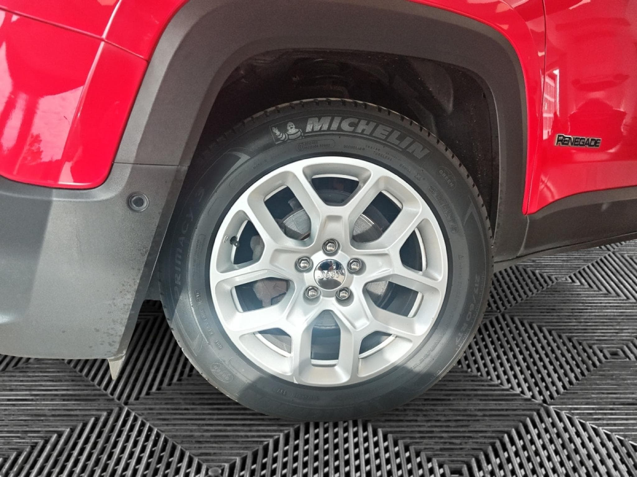 Jeep Renegade 1.4 Limited (2017) - Foto 23