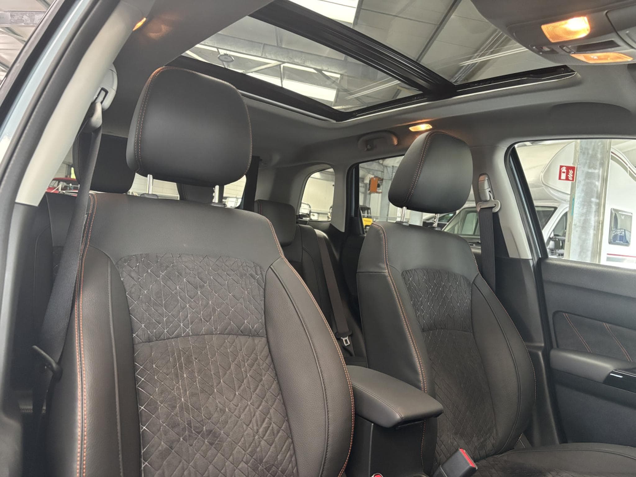 Suzuki Vitara 1.4 Hybrid TSUKI Edition Limited 2WD (2026) - Photo 11