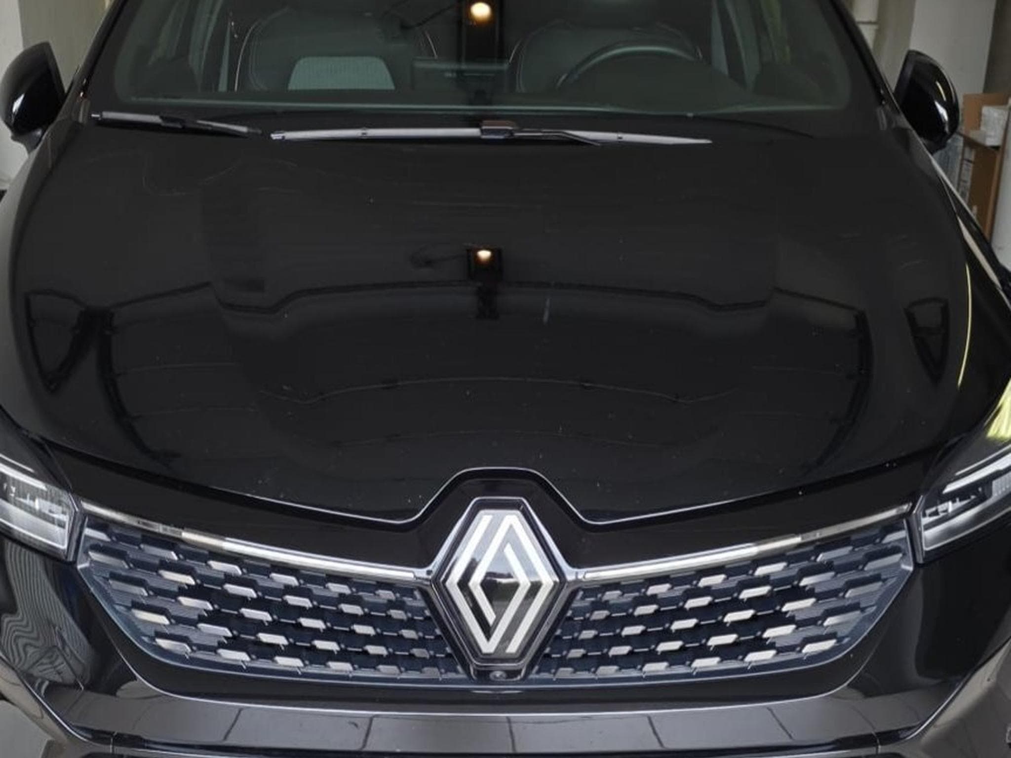 Renault Clio E-TECH HYBRID (2024) - Photo 1