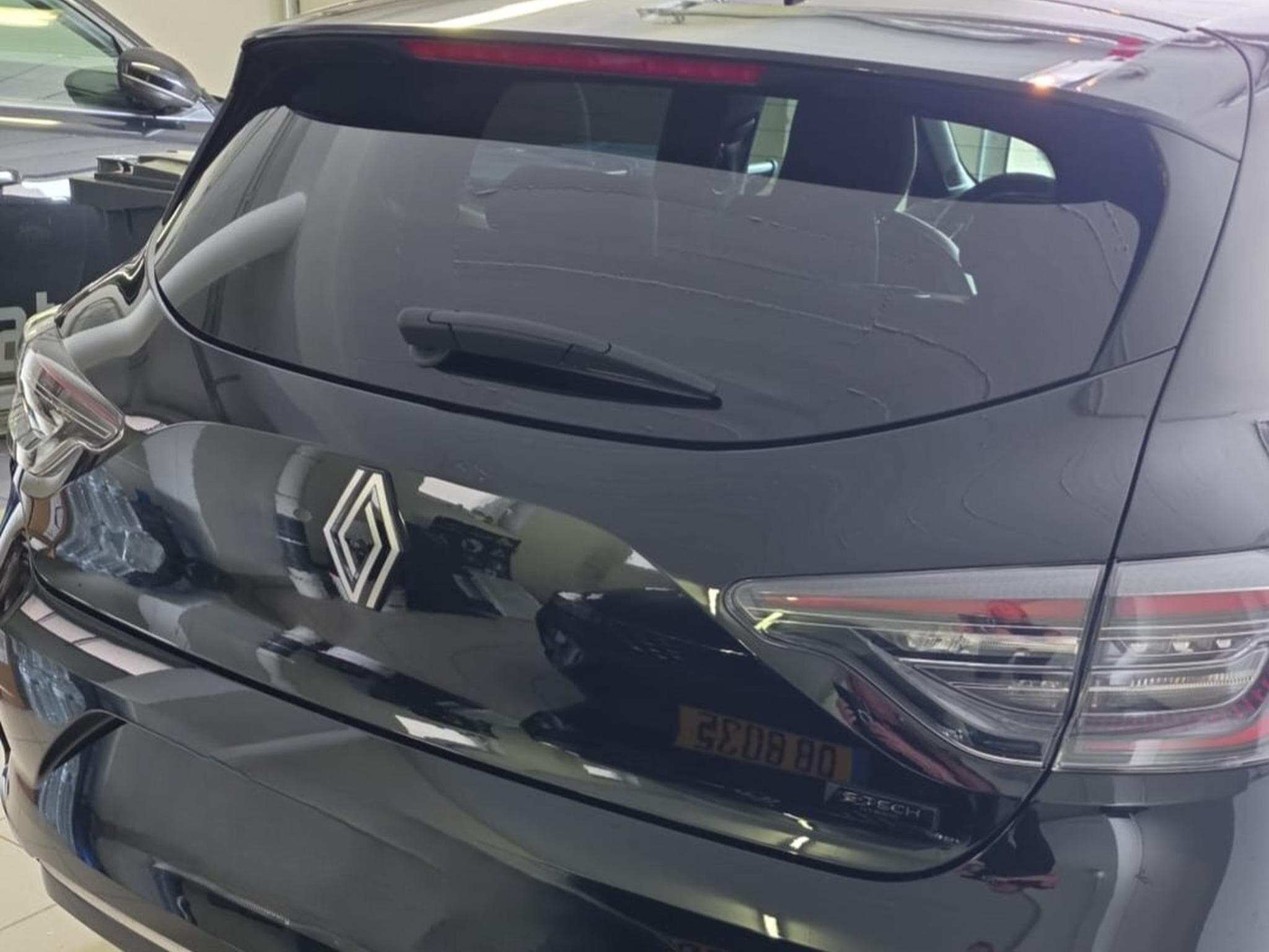 Renault Clio E-TECH HYBRID (2024) - Photo 4