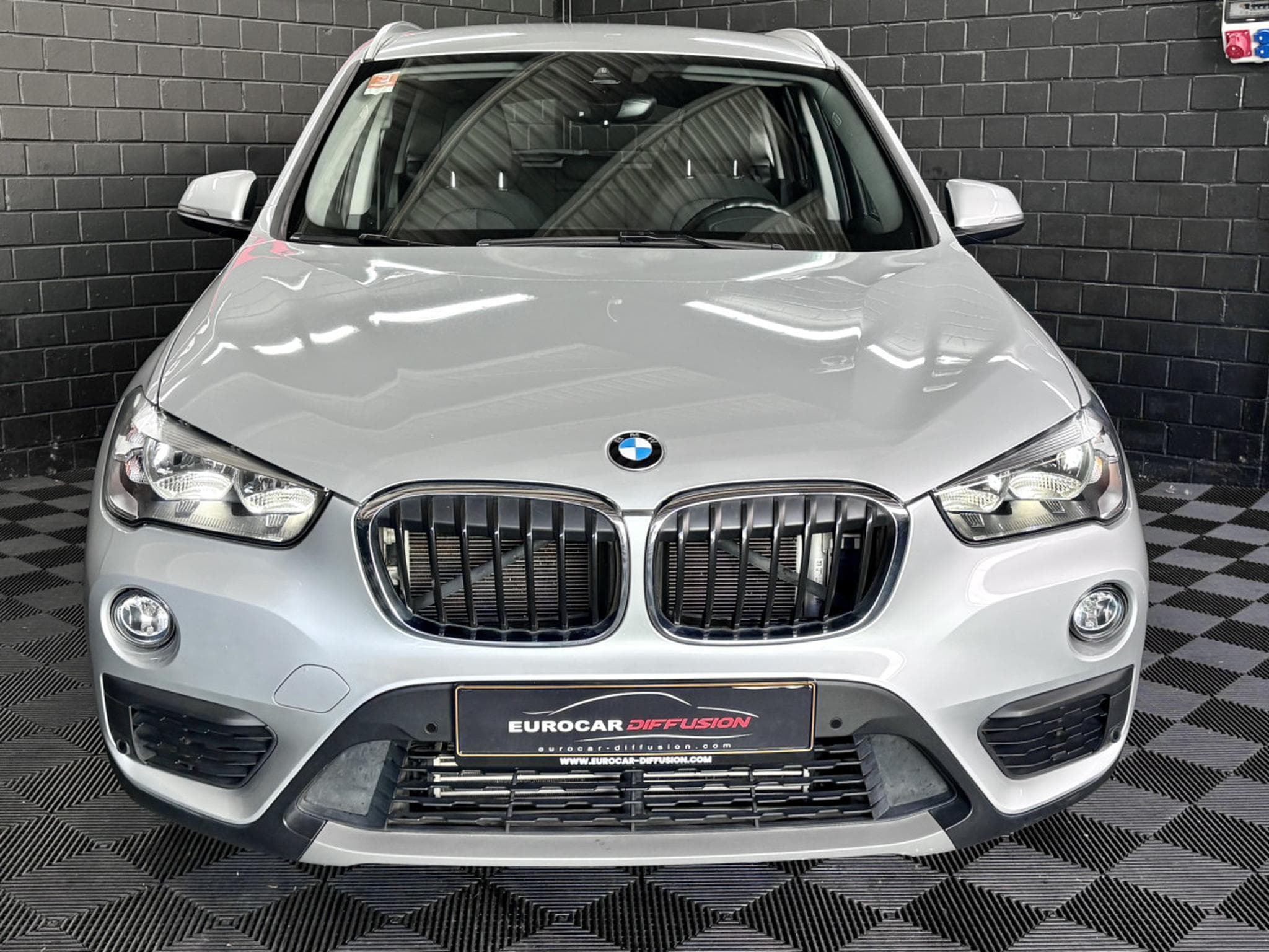 BMW X1 Advantage 20i sDrive 192 CV *CAM* HAYON* HUD* (2019) - Foto 2