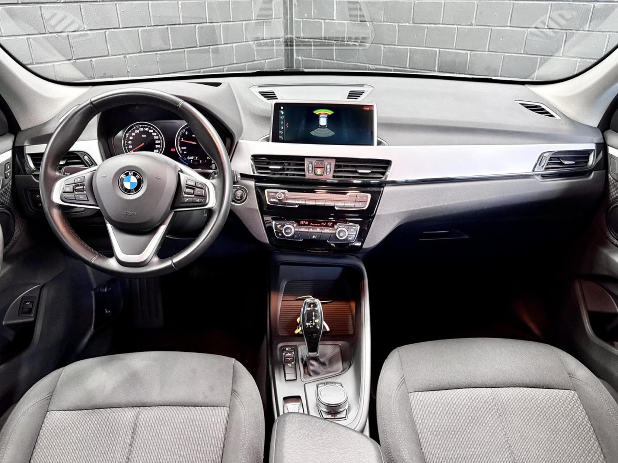 BMW X1 Advantage 20i sDrive 192 CV *CAM* HAYON* HUD* (2019) - Foto 9