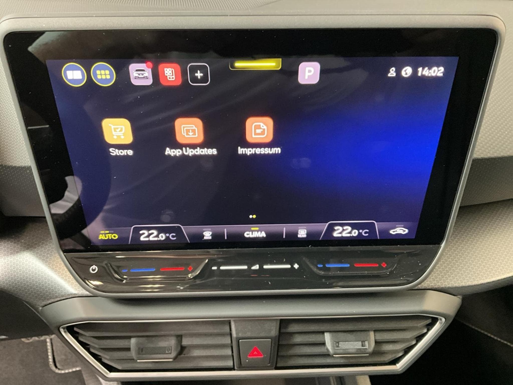 Seat Leon Style+LED+FullLink+P.Comfort+P.Convenance+RearView (2025) - Photo 16