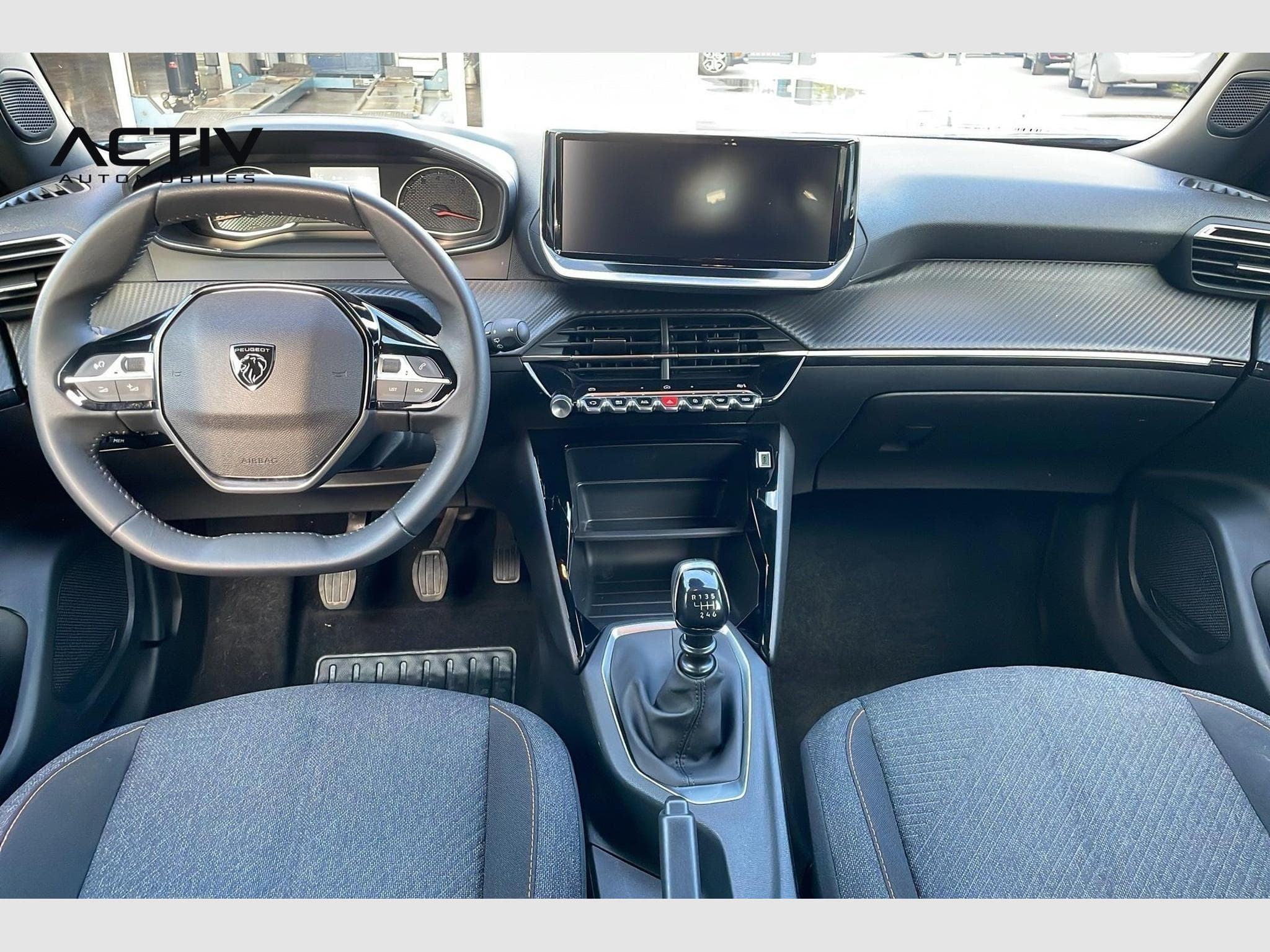 Peugeot 2008 100 S&S BVM6 Style (2025) - Foto 8