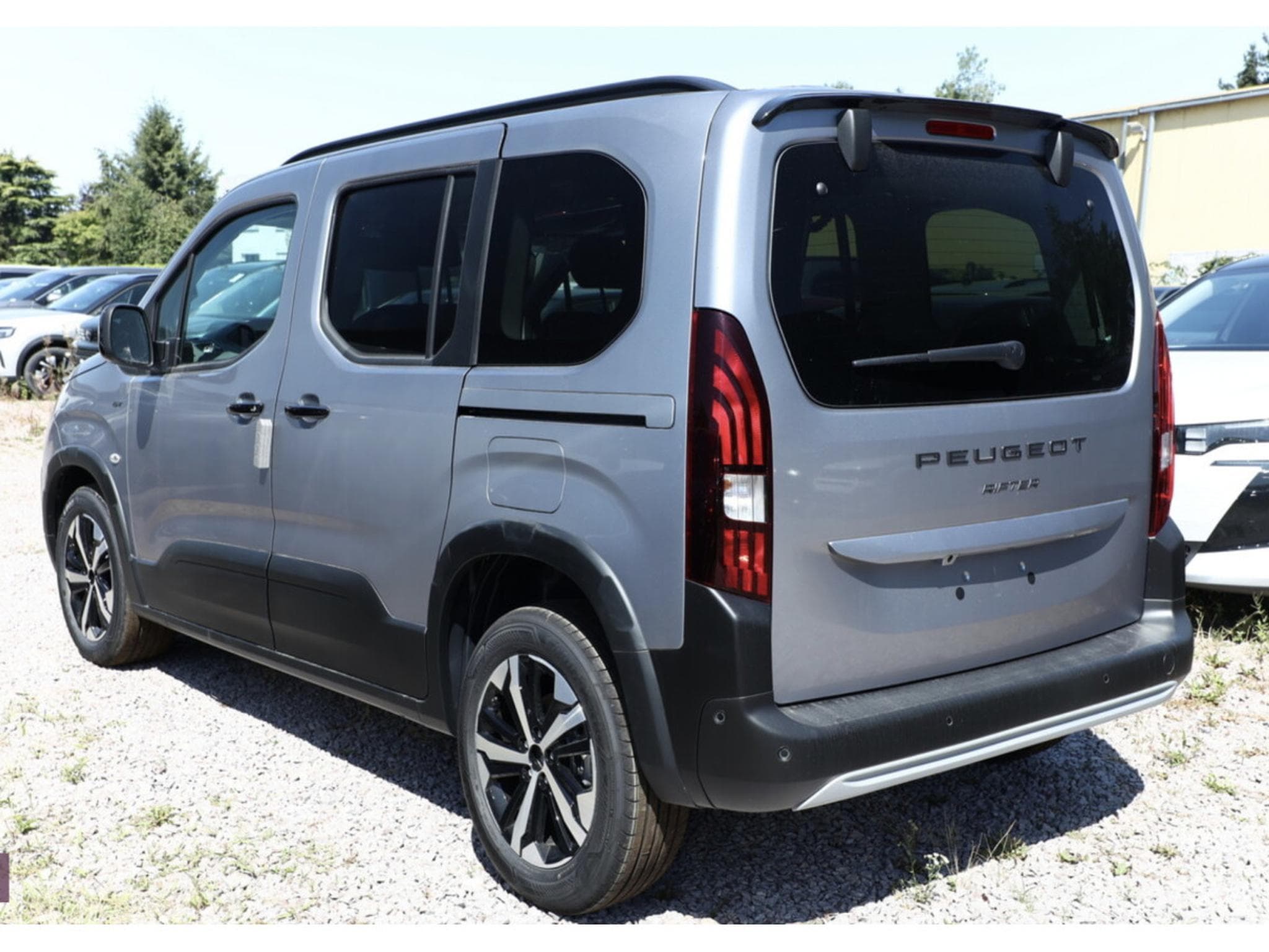 Peugeot Rifter Rifter M1 GT Diesel (2026) - Photo 3