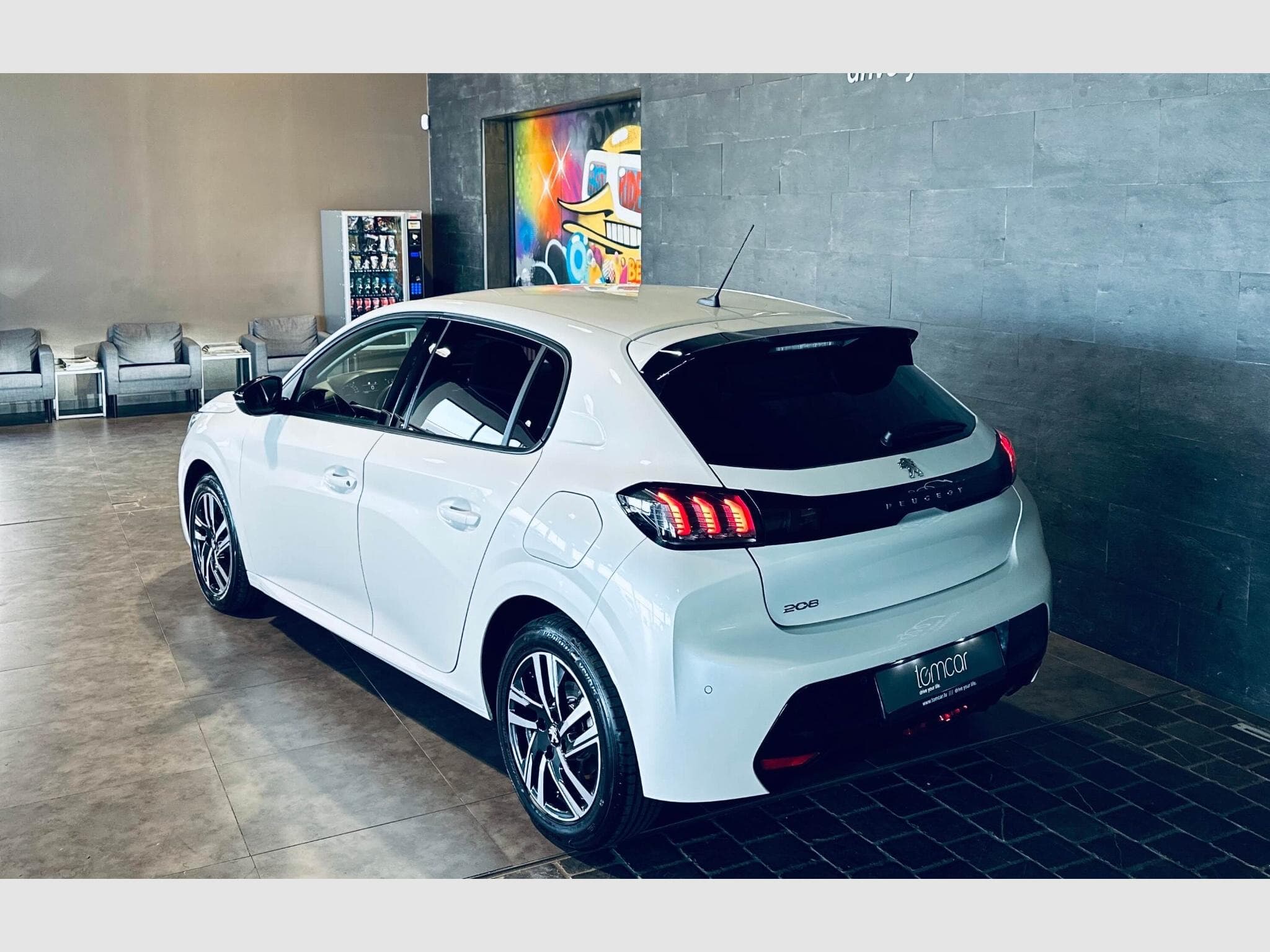 Peugeot 208 208 ALLURE BVA (2022) - Photo 5