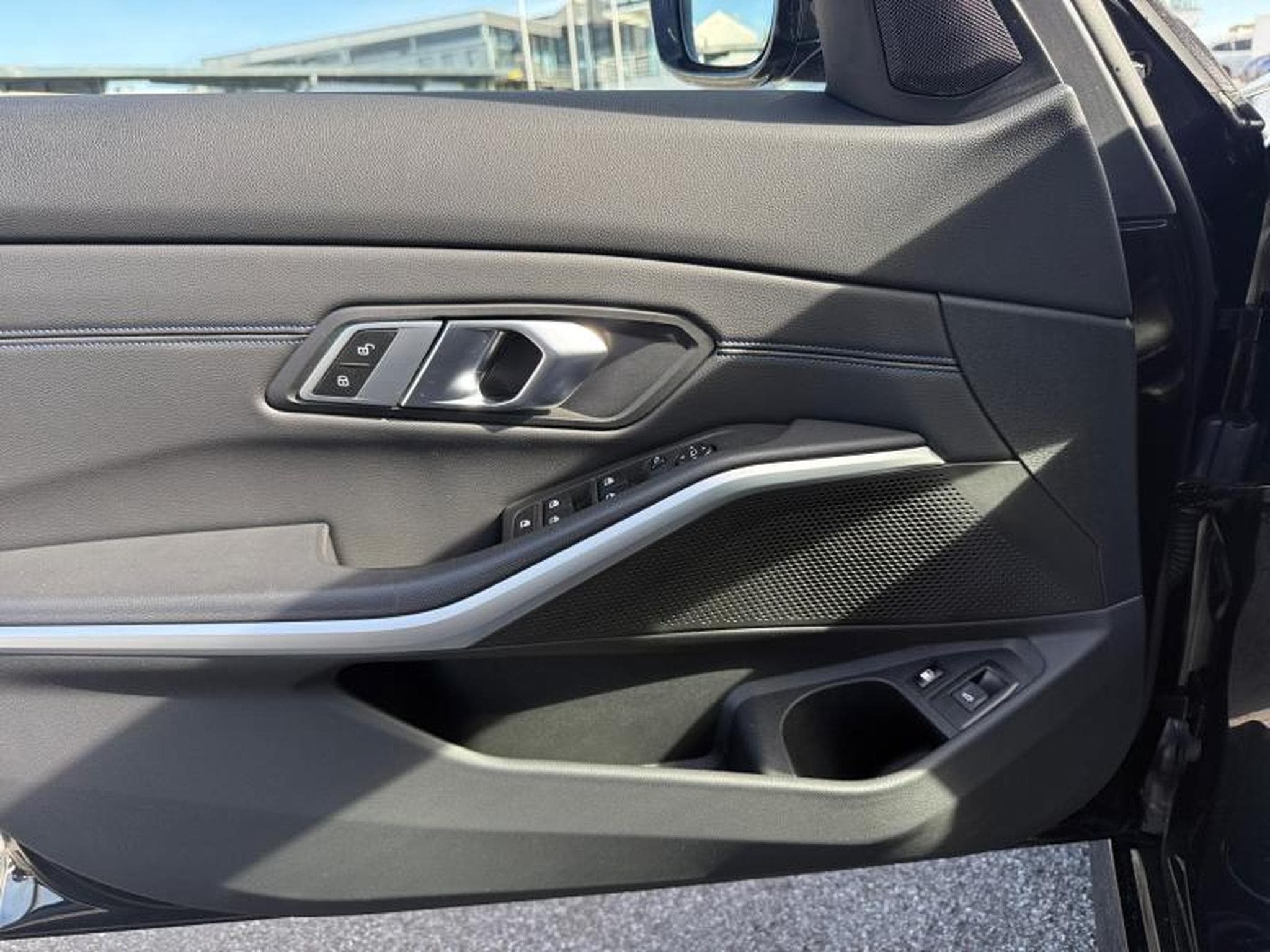 BMW 330 330e Touring Kit M Sport (2023) - Photo 7