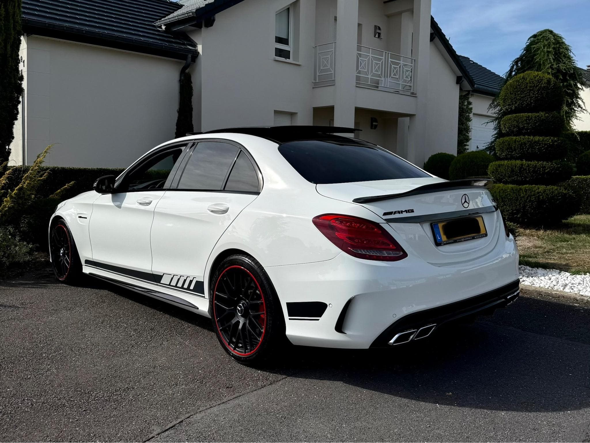 Mercedes C 63 AMG S (2016) - Photo 2