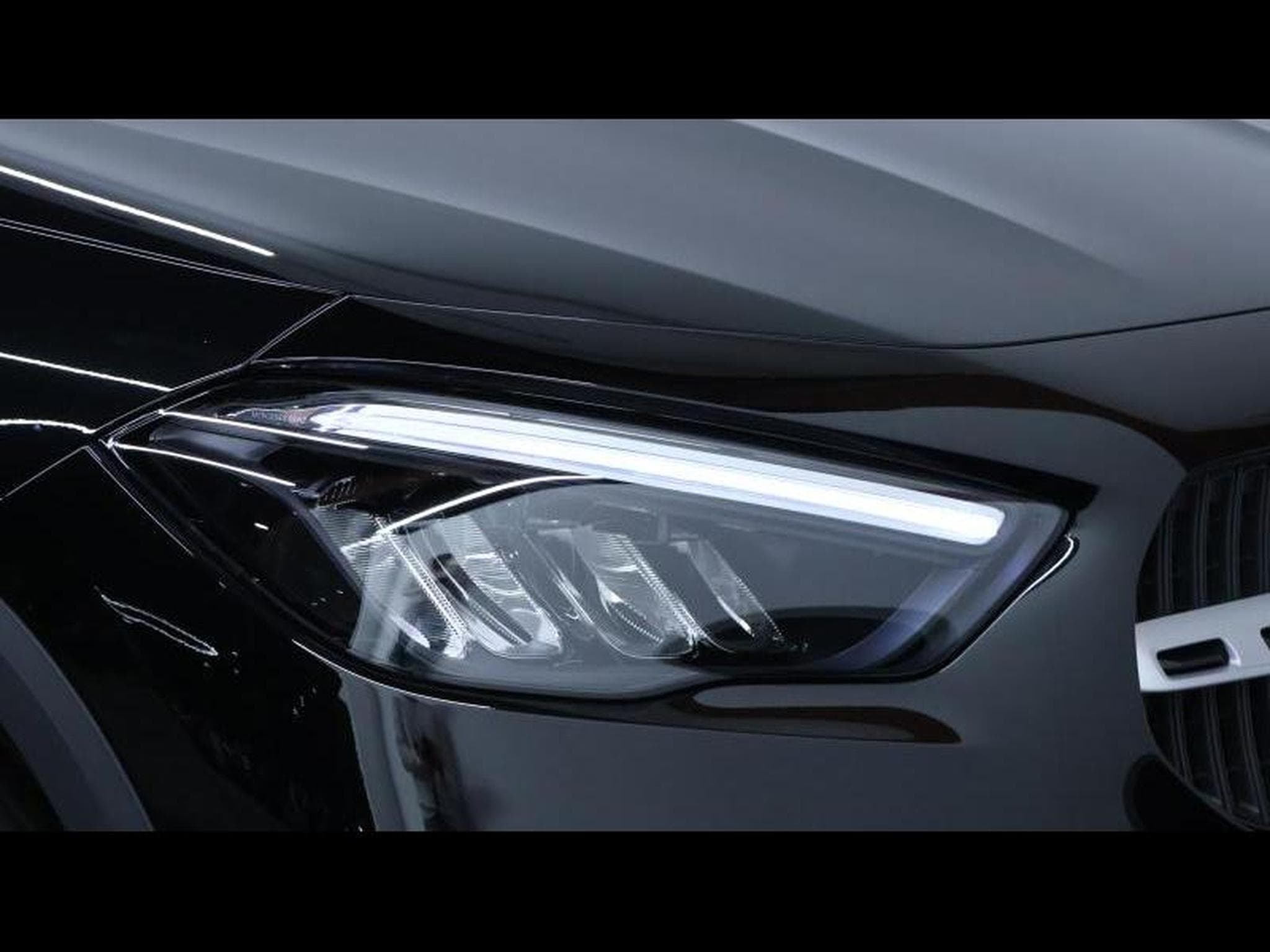 Mercedes GLA 180 Business Line 7G-DCT (2025) - Foto 9