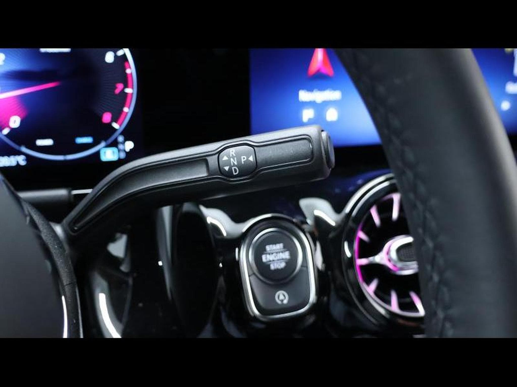 Mercedes GLA 180 Business Line 7G-DCT (2025) - Foto 20