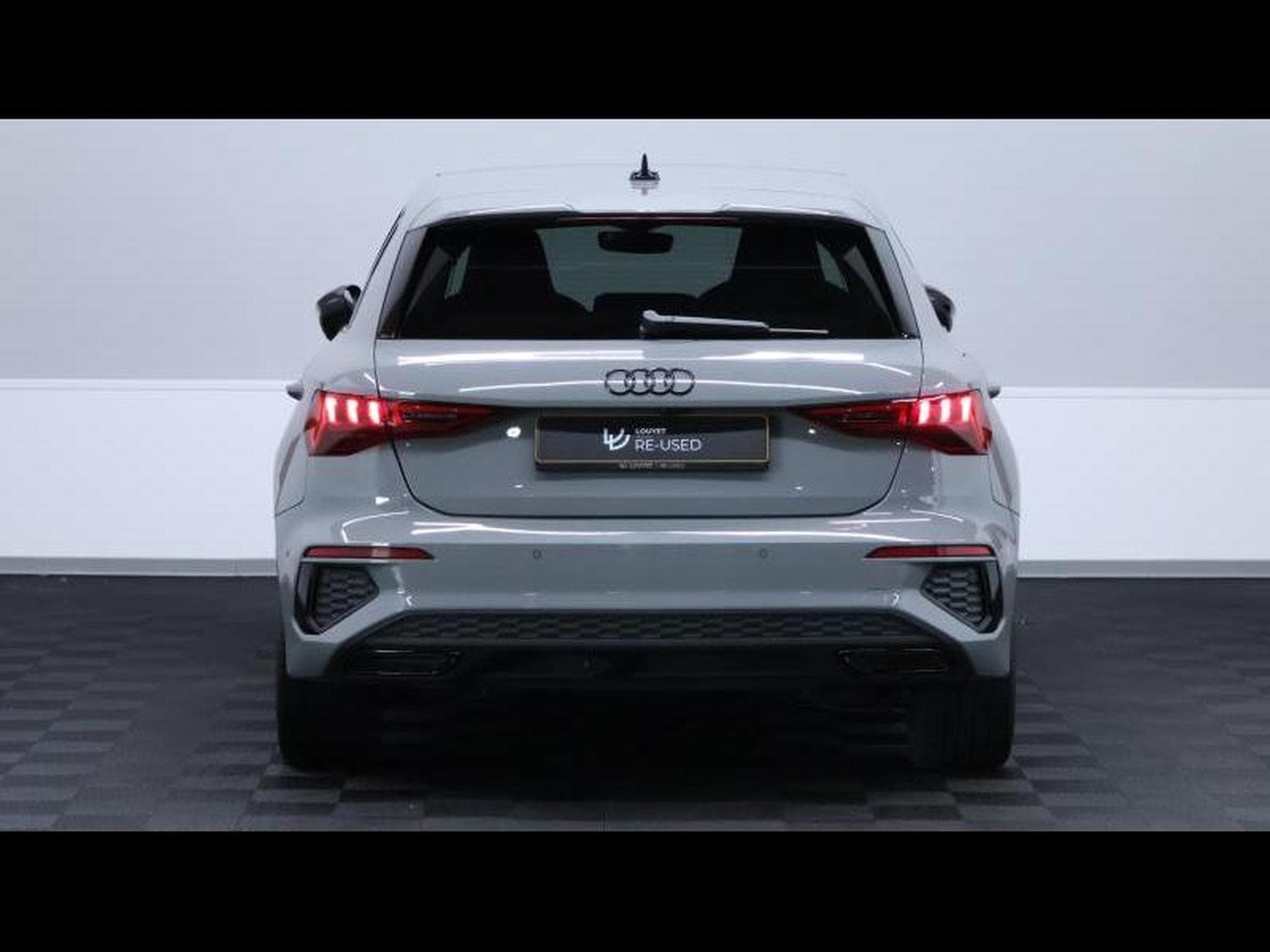 Audi A3 45TFSIe PHEV 245ch Sportback (2024) - Foto 6